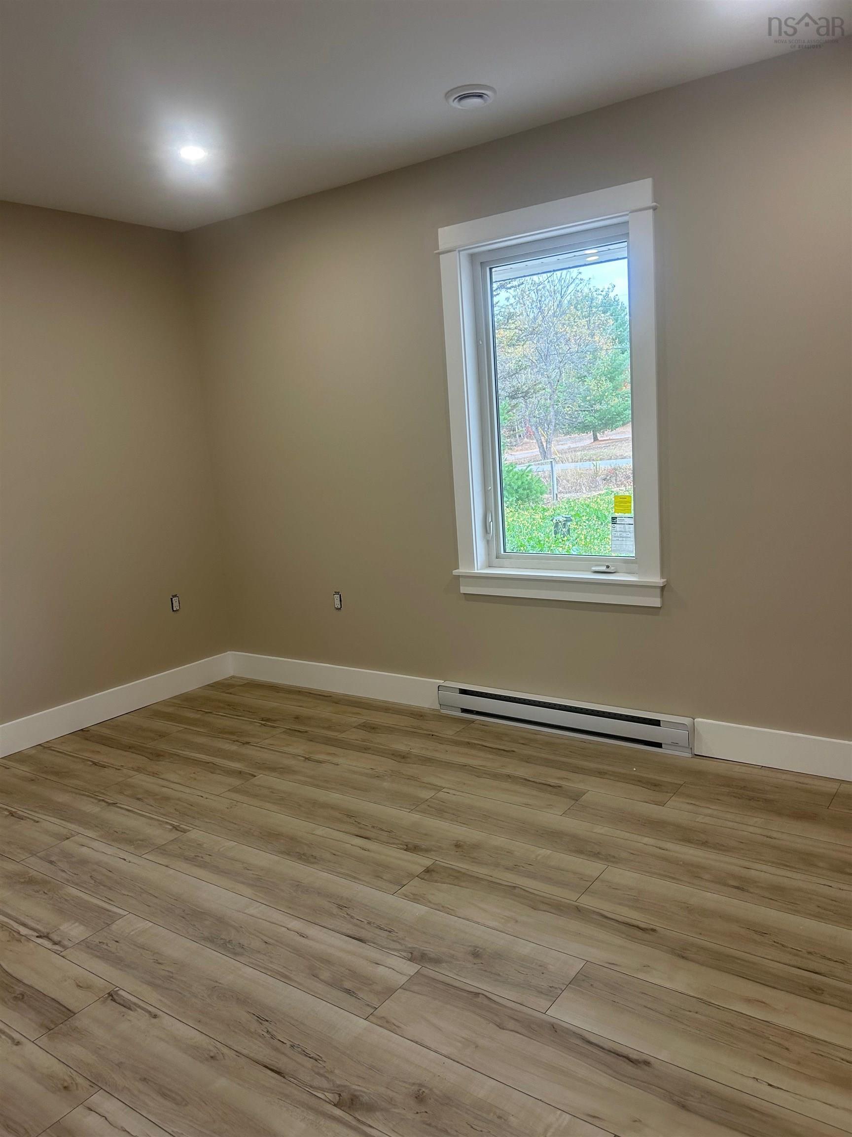 $575,000.00: 1866 Greenwood Road, Kingston