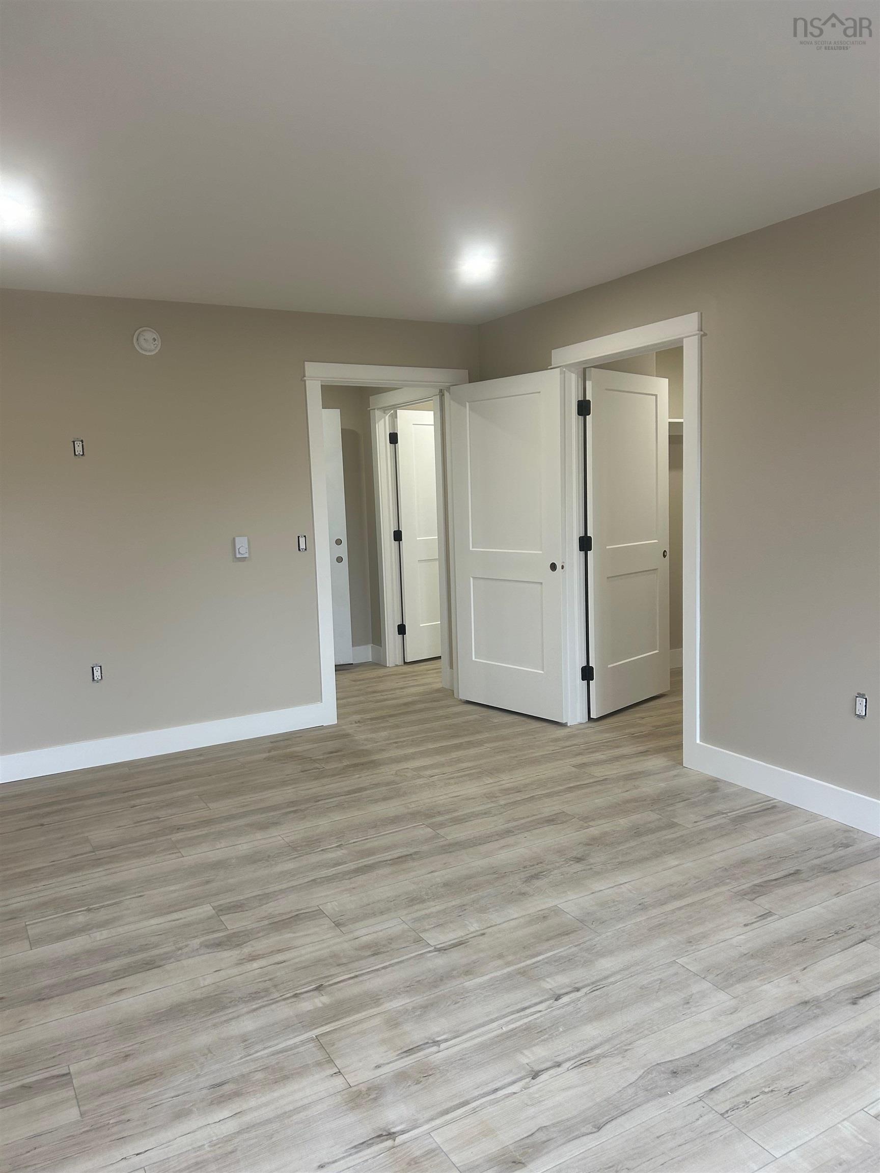 $575,000.00: 1866 Greenwood Road, Kingston