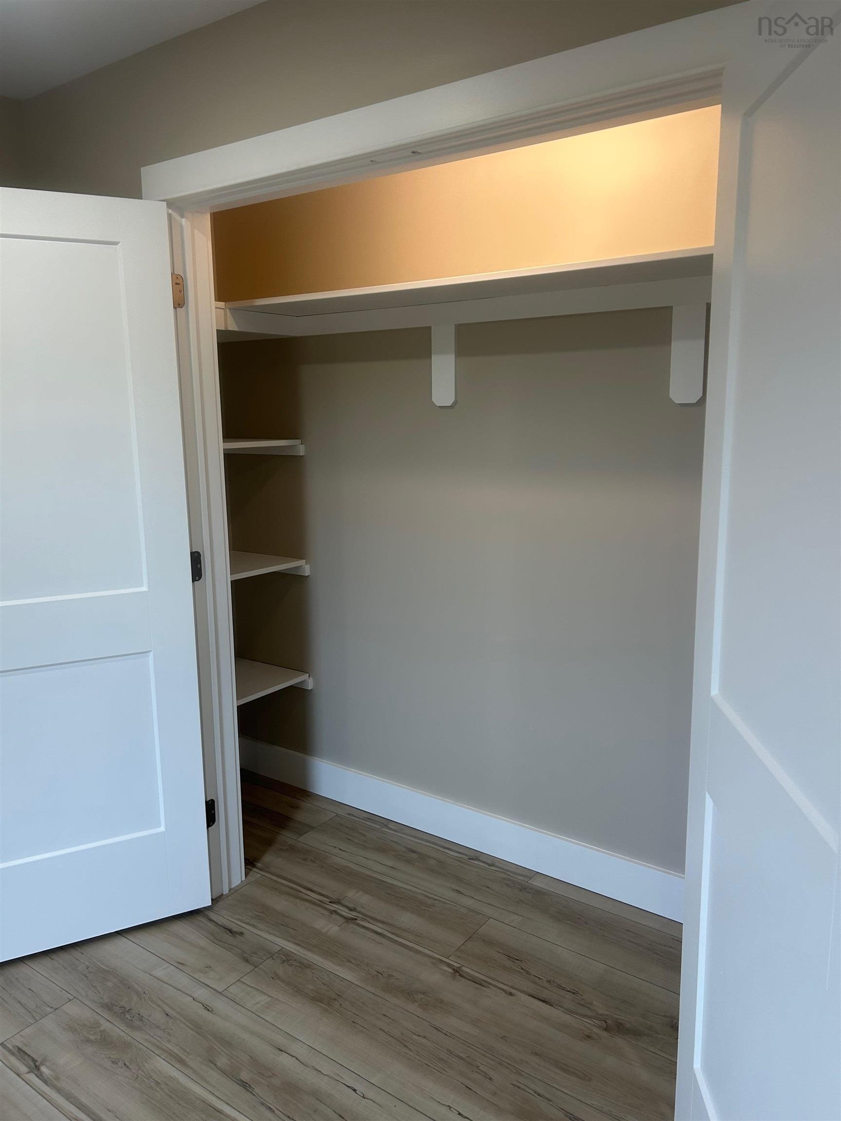 $575,000.00: 1866 Greenwood Road, Kingston