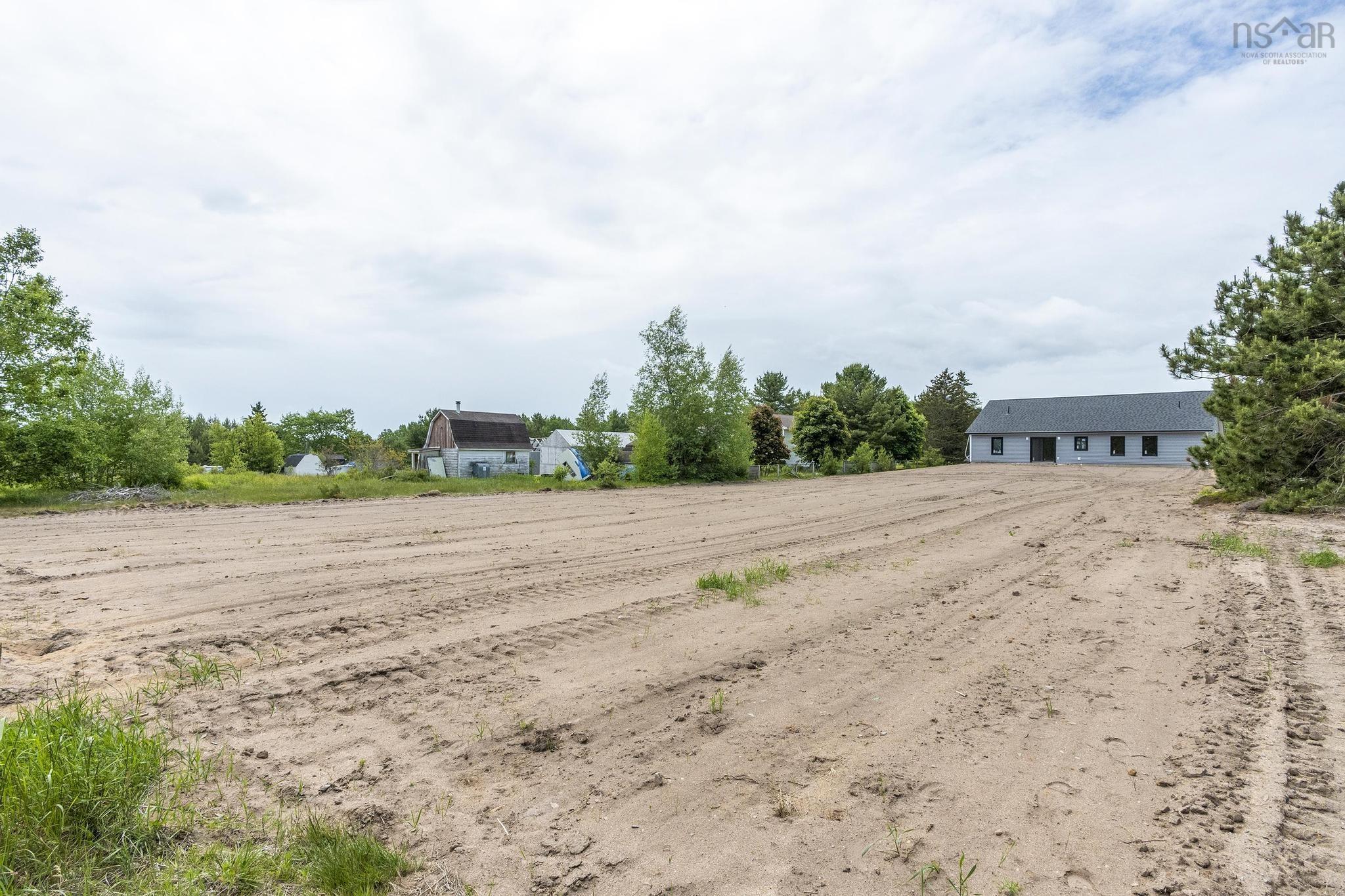 $575,000.00: 1866 Greenwood Road, Kingston