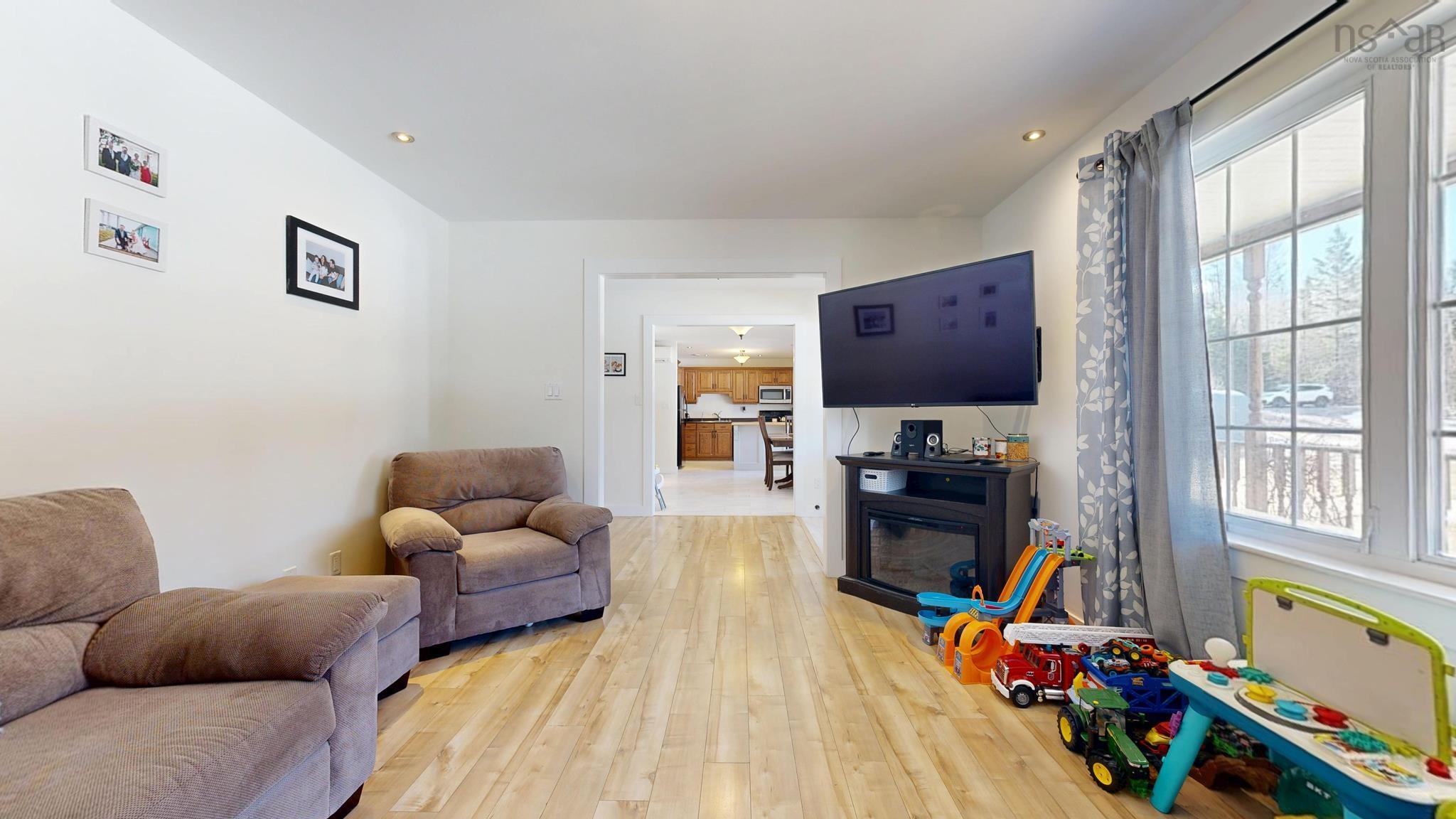 $534,900.00: 165 Canaan Mountain Road, Canaan