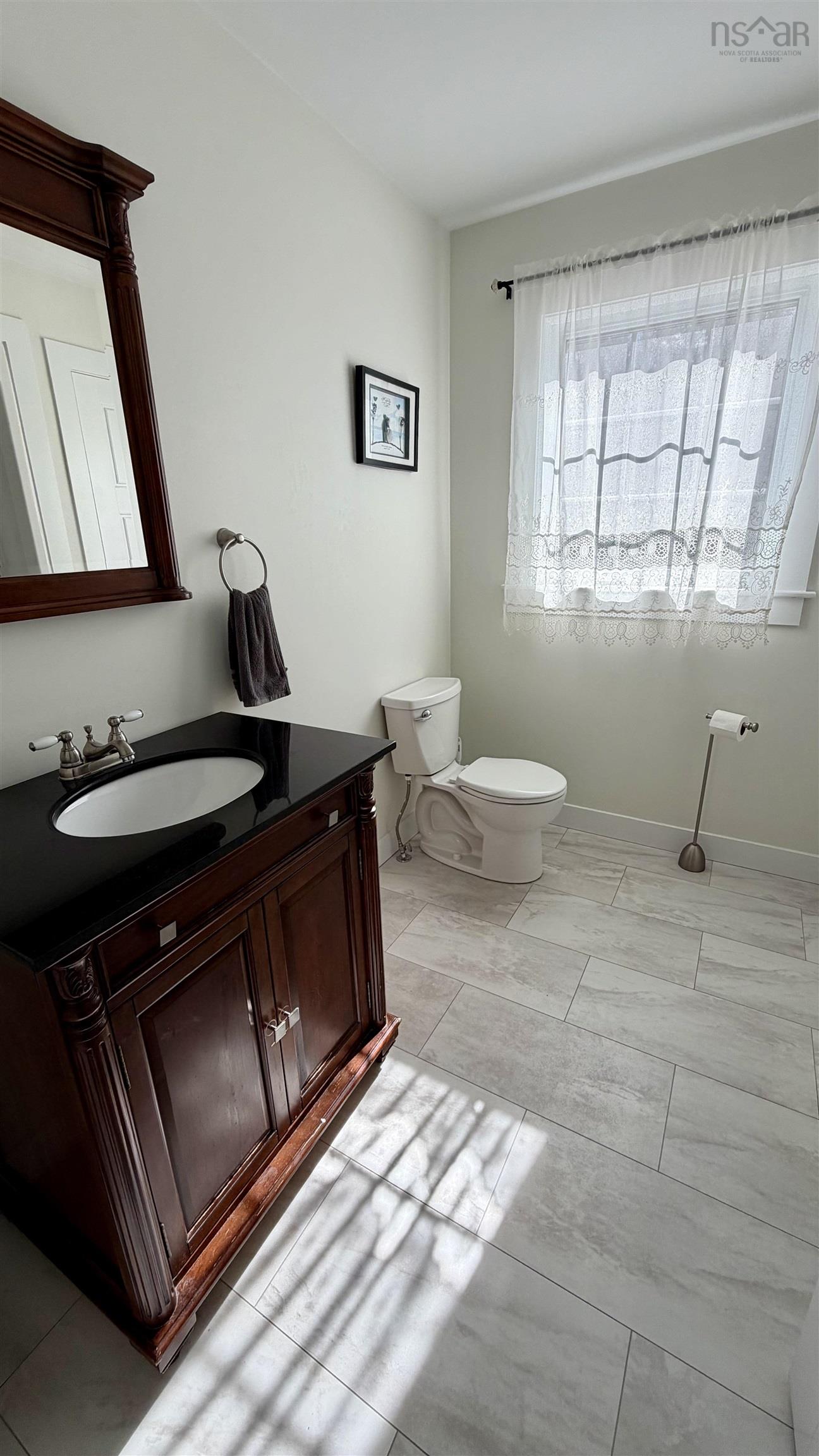 $534,900.00: 165 Canaan Mountain Road, Canaan