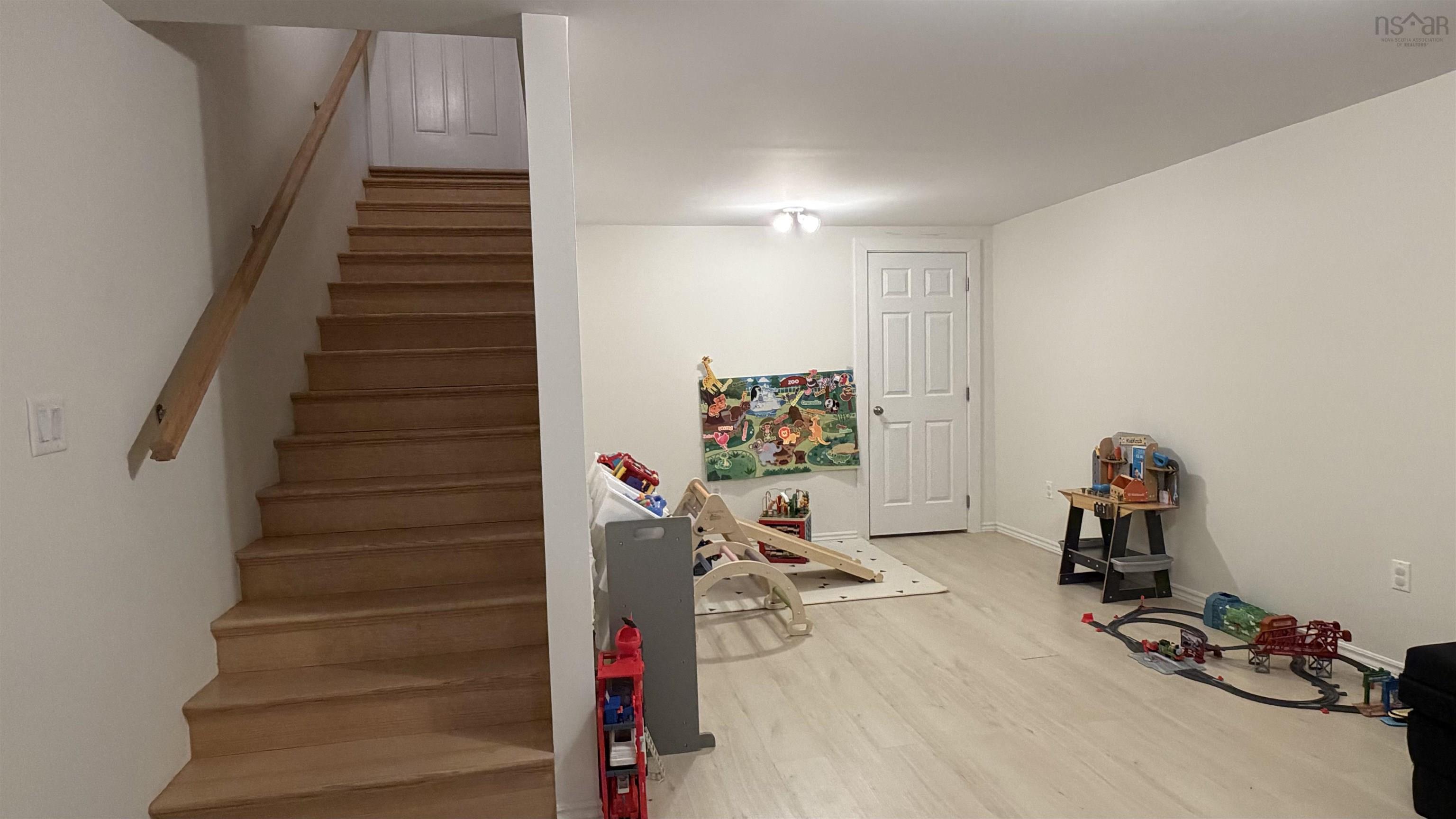 $534,900.00: 165 Canaan Mountain Road, Canaan