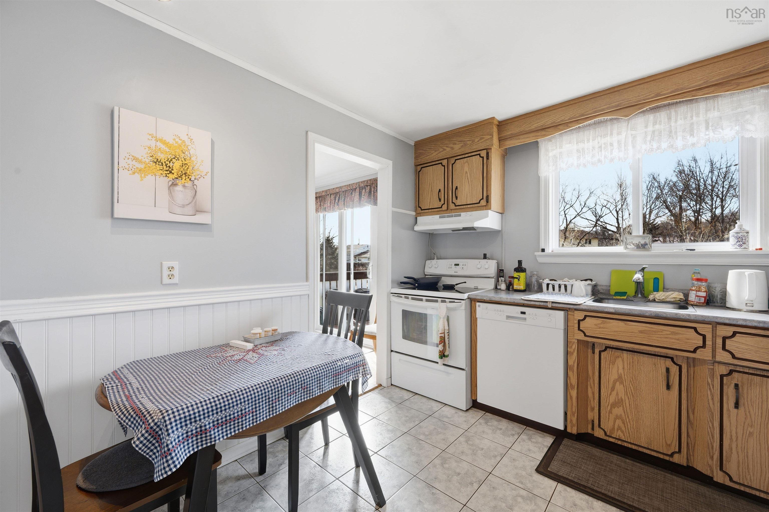 $579,900.00: 60 Hampton Green, Colby Village