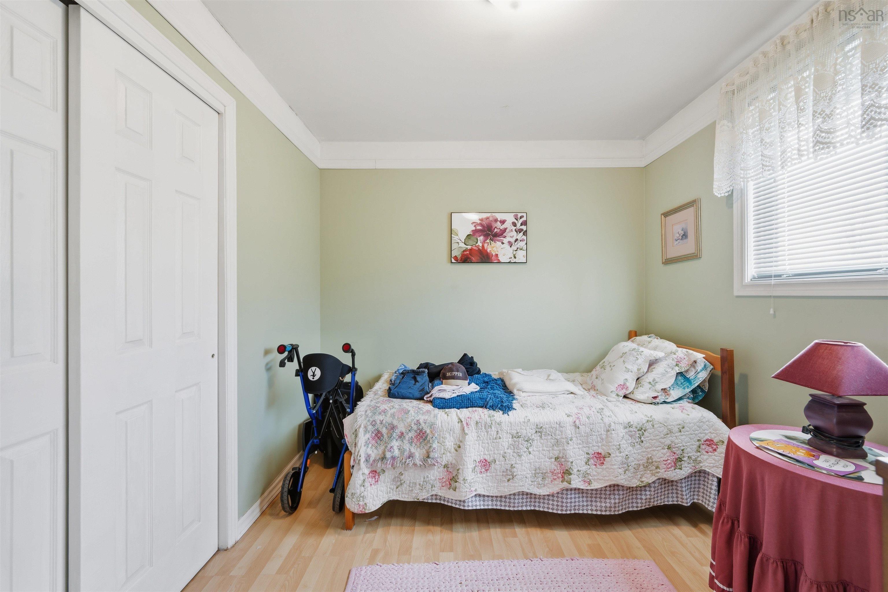 $579,900.00: 60 Hampton Green, Colby Village