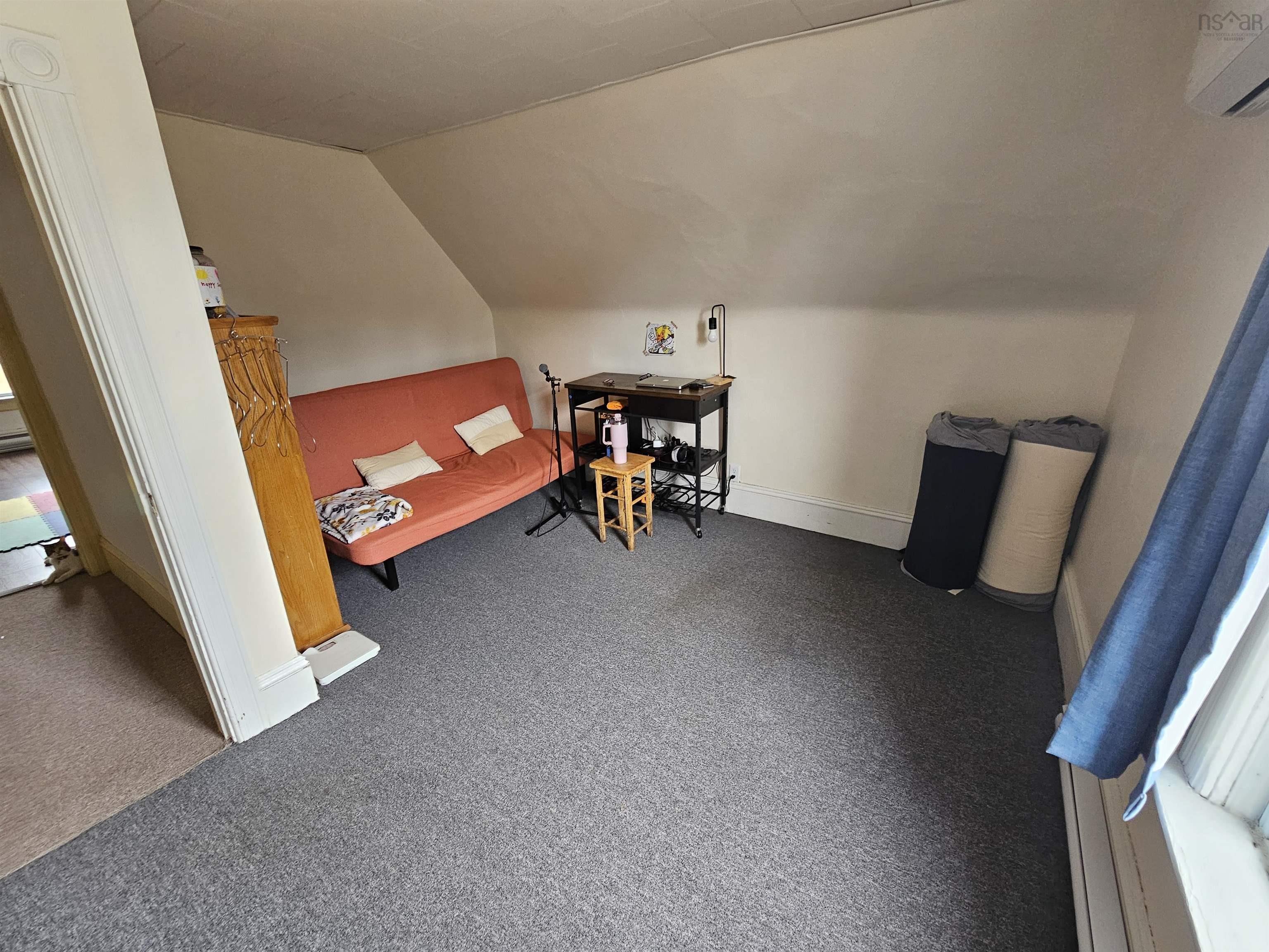 $249,900.00: 19 James Street, Oxford