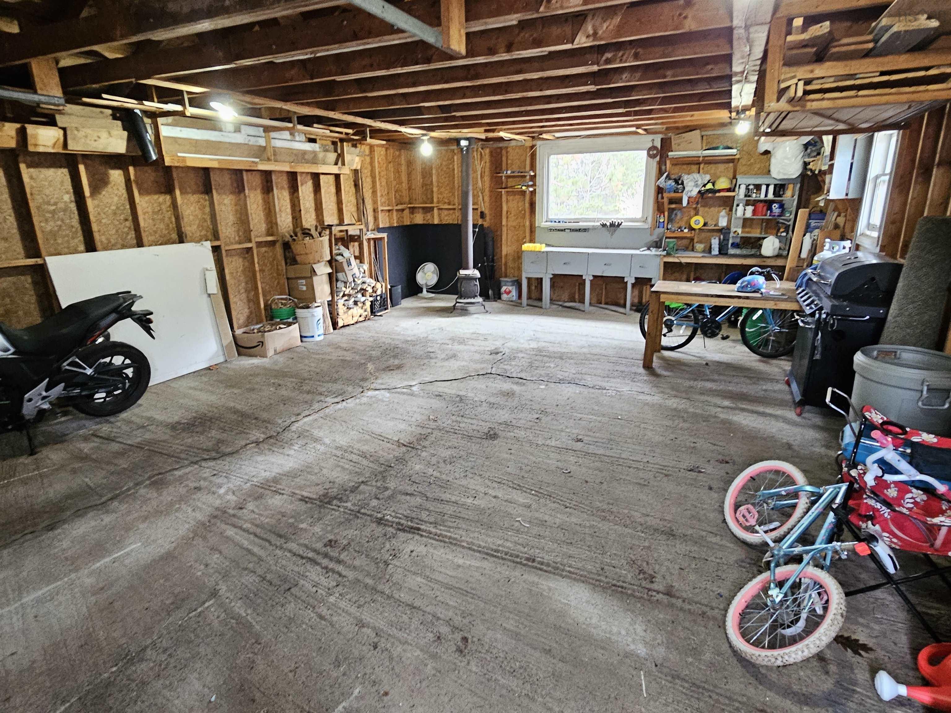 $249,900.00: 19 James Street, Oxford