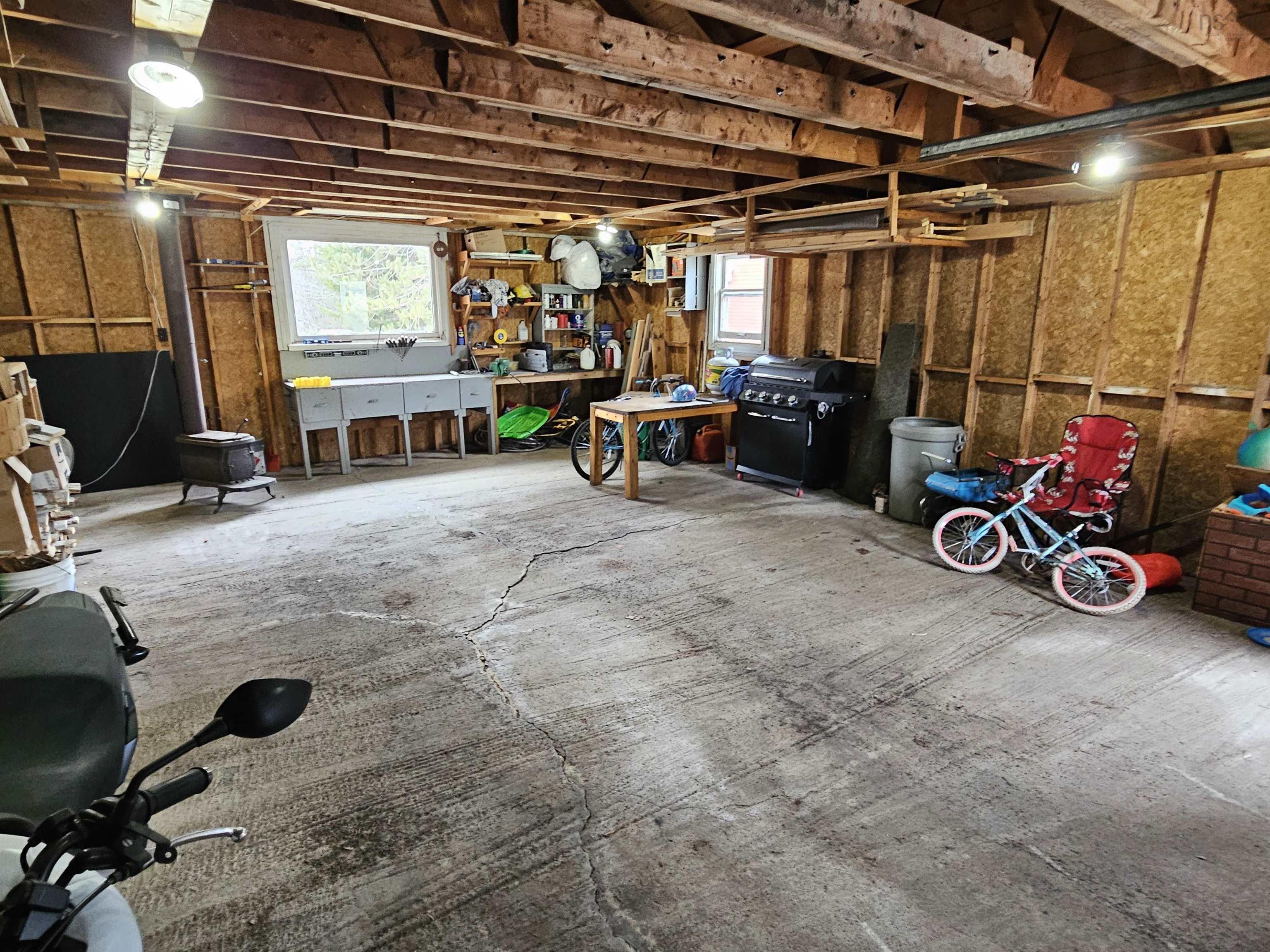 $249,900.00: 19 James Street, Oxford