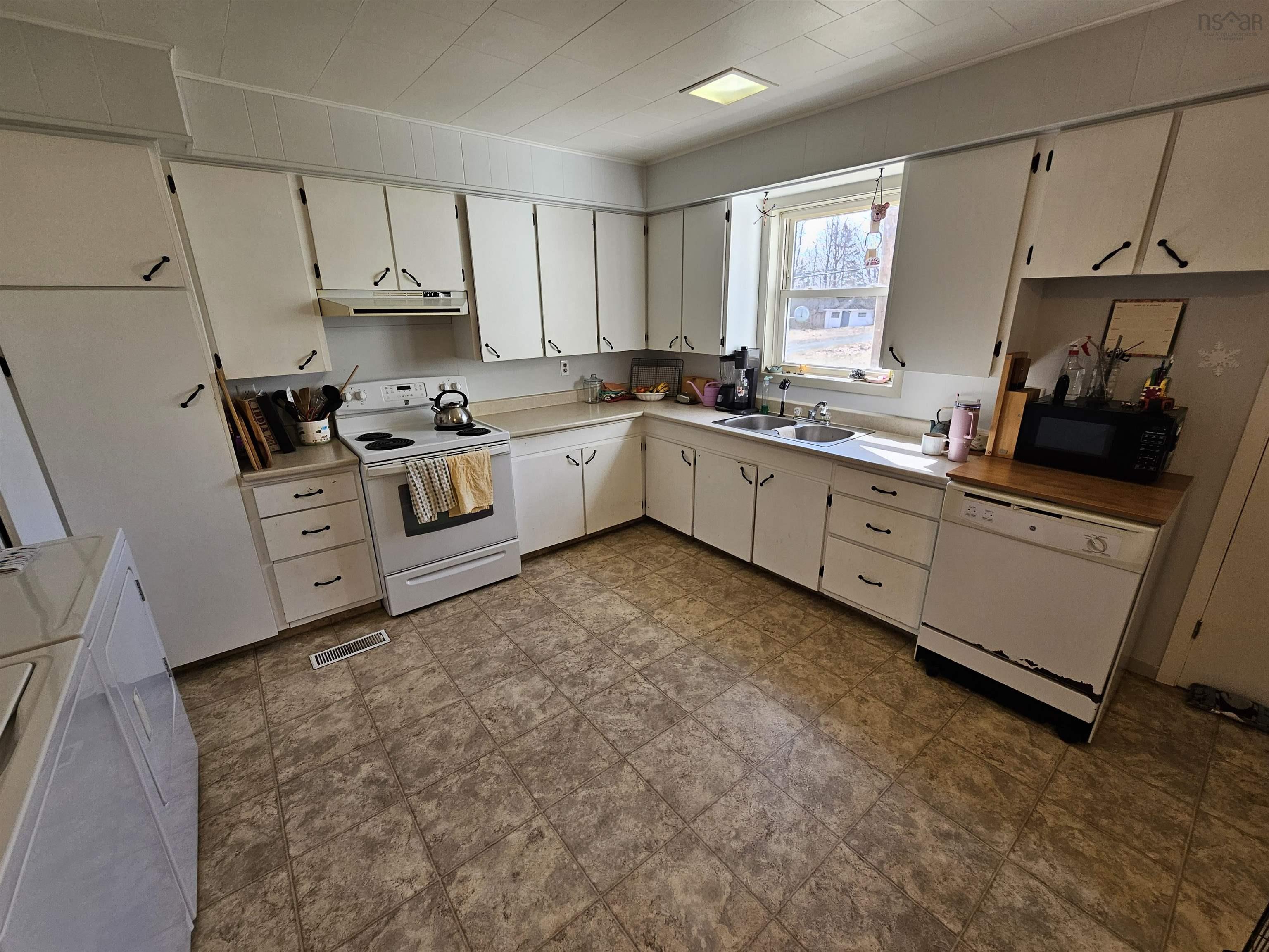 $249,900.00: 19 James Street, Oxford