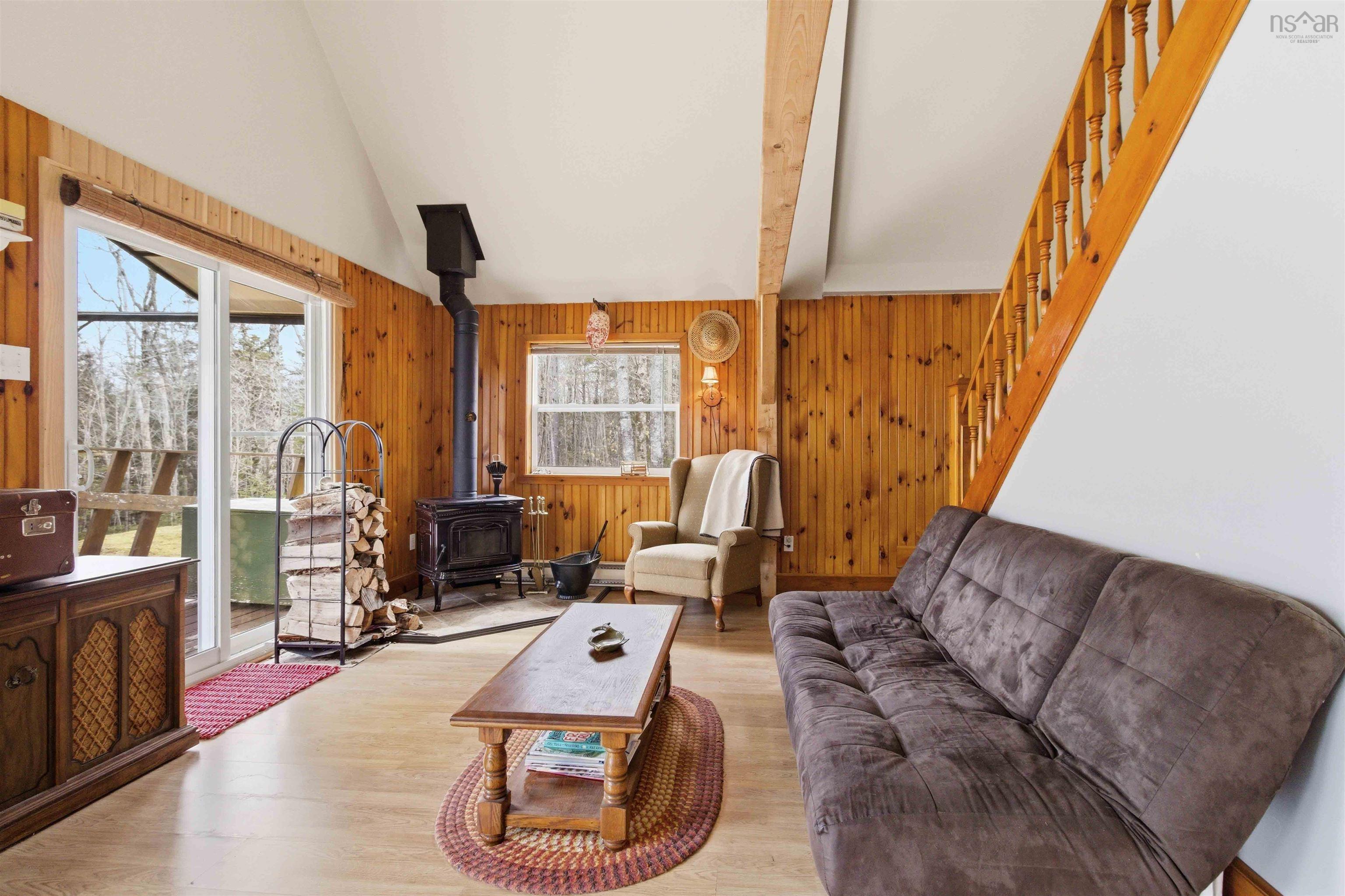 $269,900.00: 719 Gilberts Lane, Maplewood