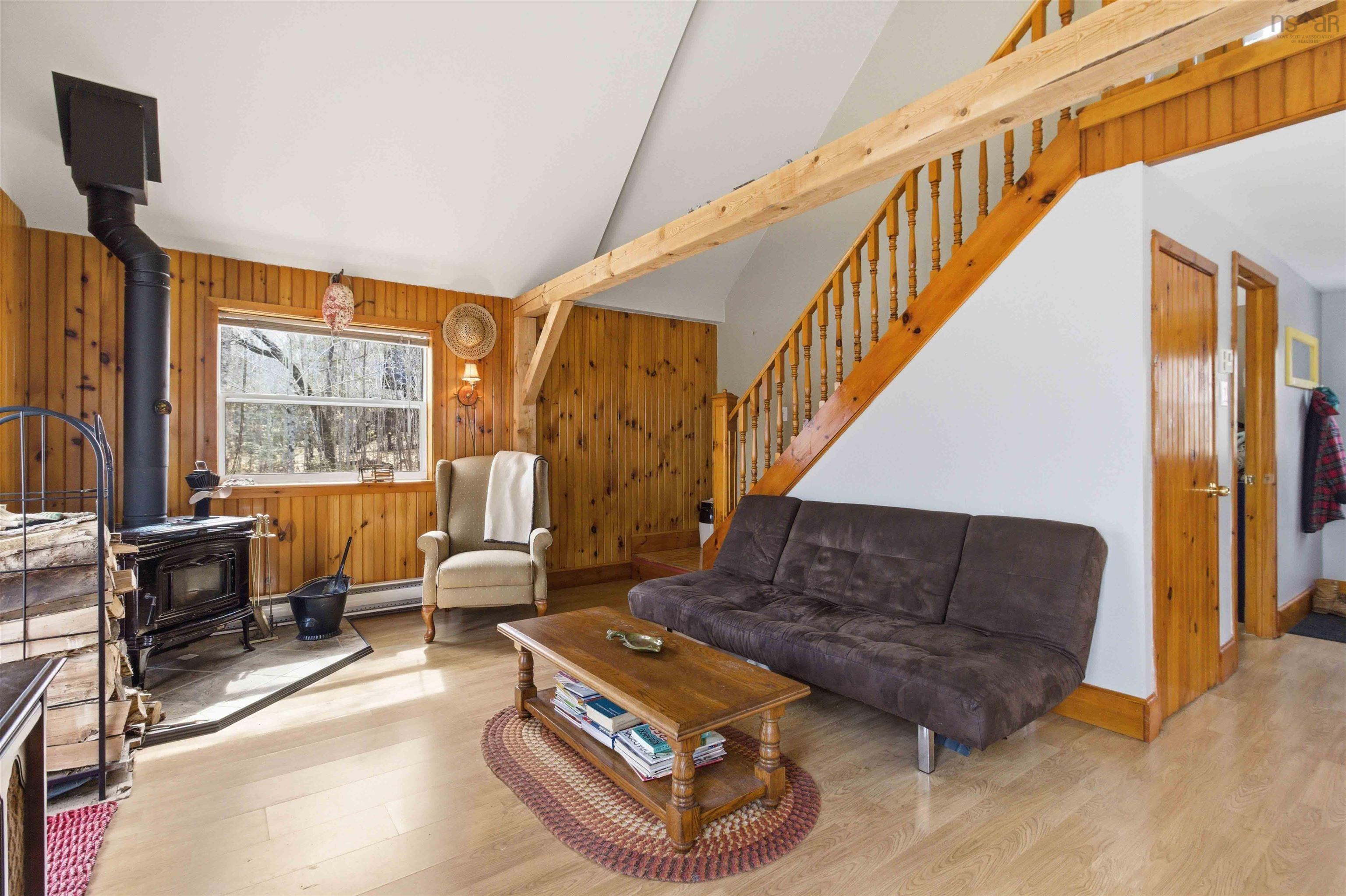 $269,900.00: 719 Gilberts Lane, Maplewood