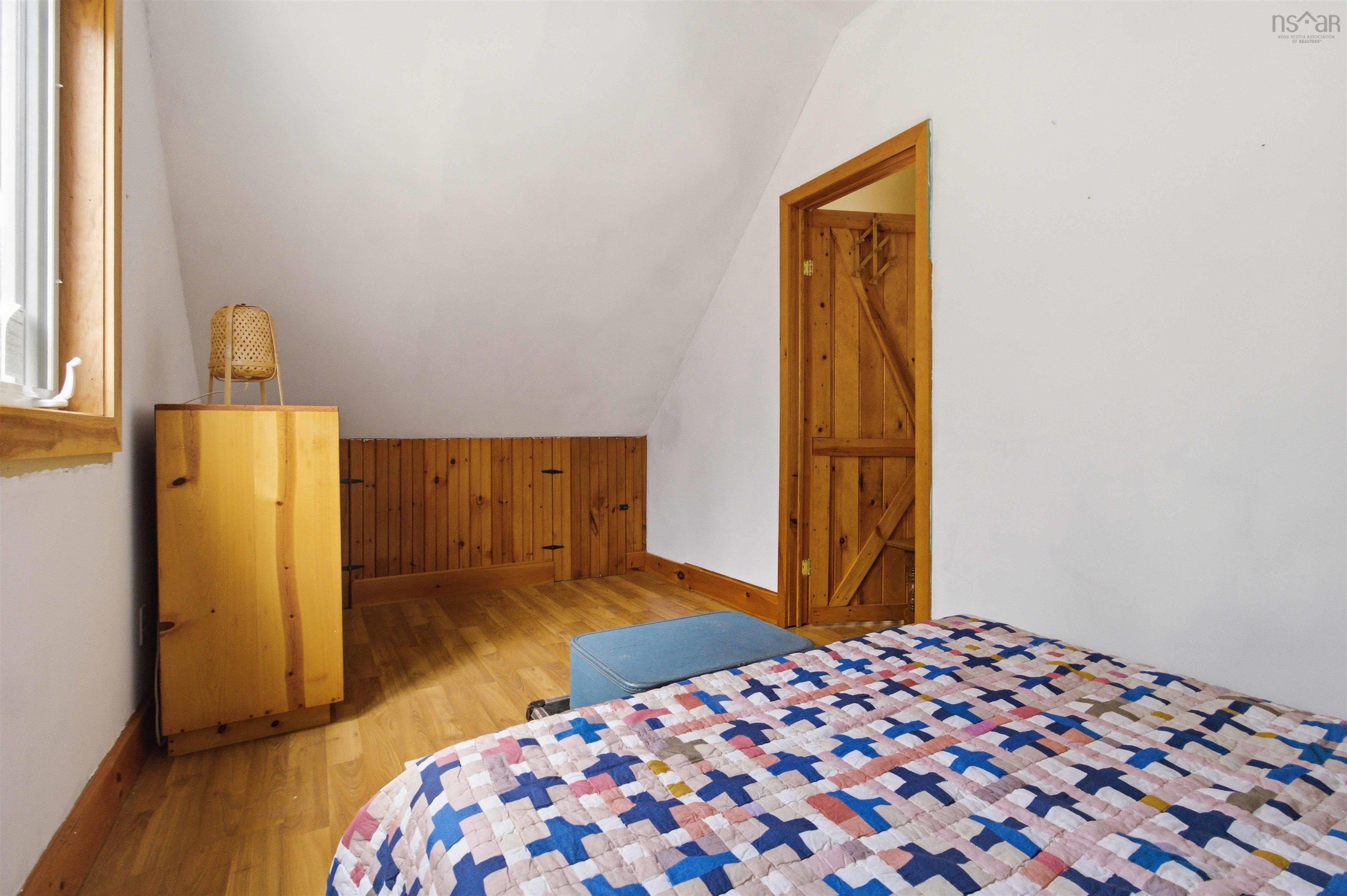 $269,900.00: 719 Gilberts Lane, Maplewood