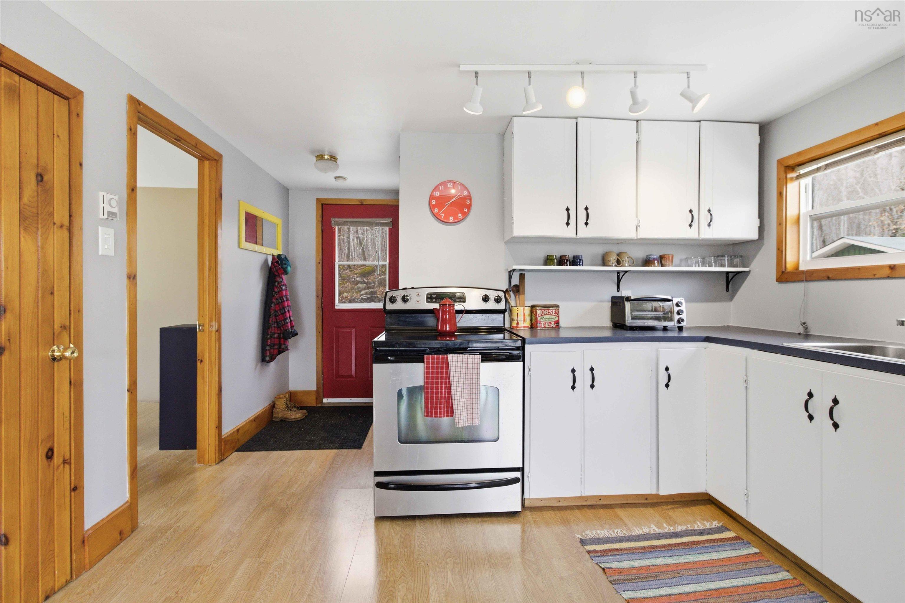 $269,900.00: 719 Gilberts Lane, Maplewood