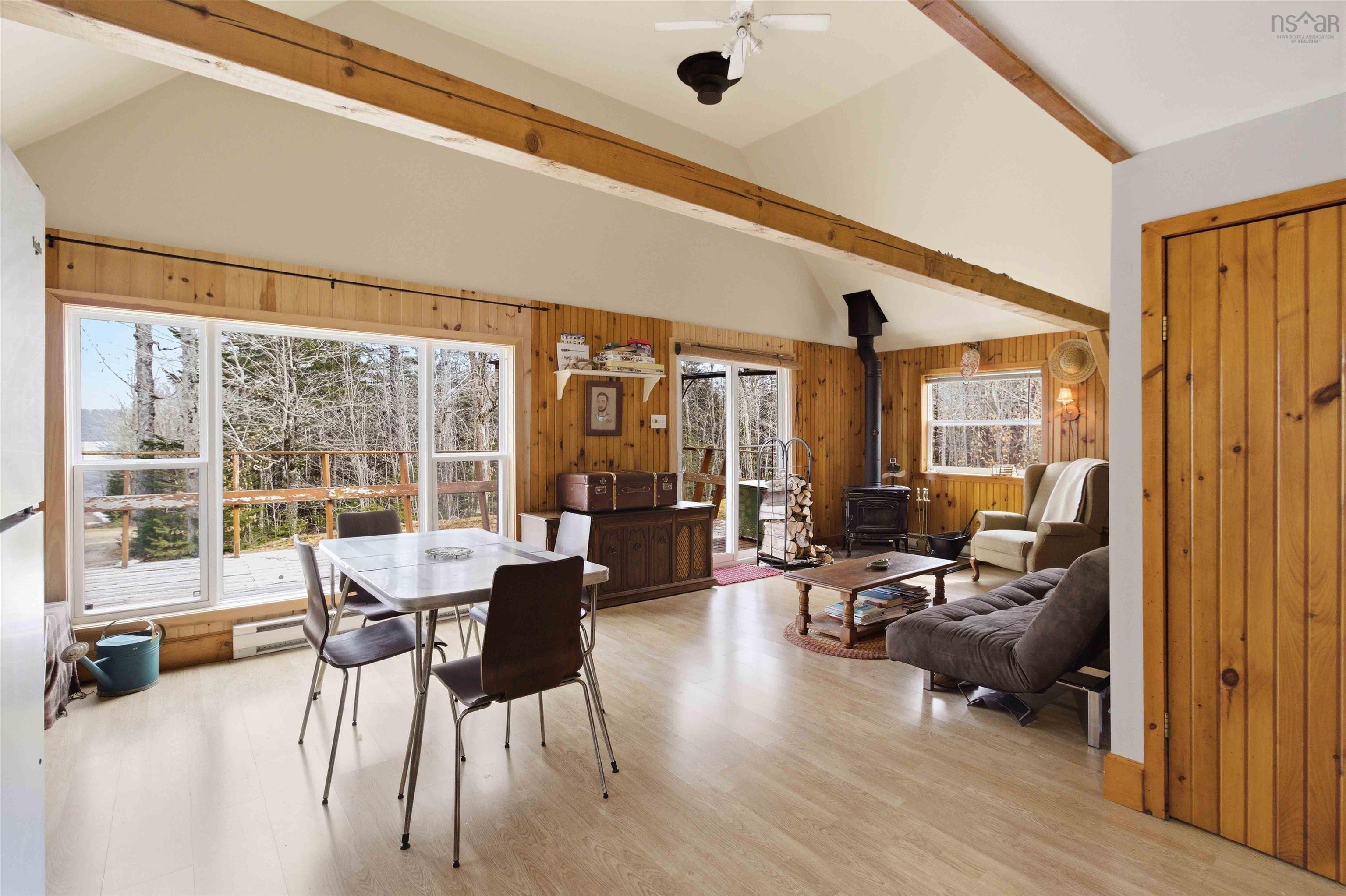 $269,900.00: 719 Gilberts Lane, Maplewood