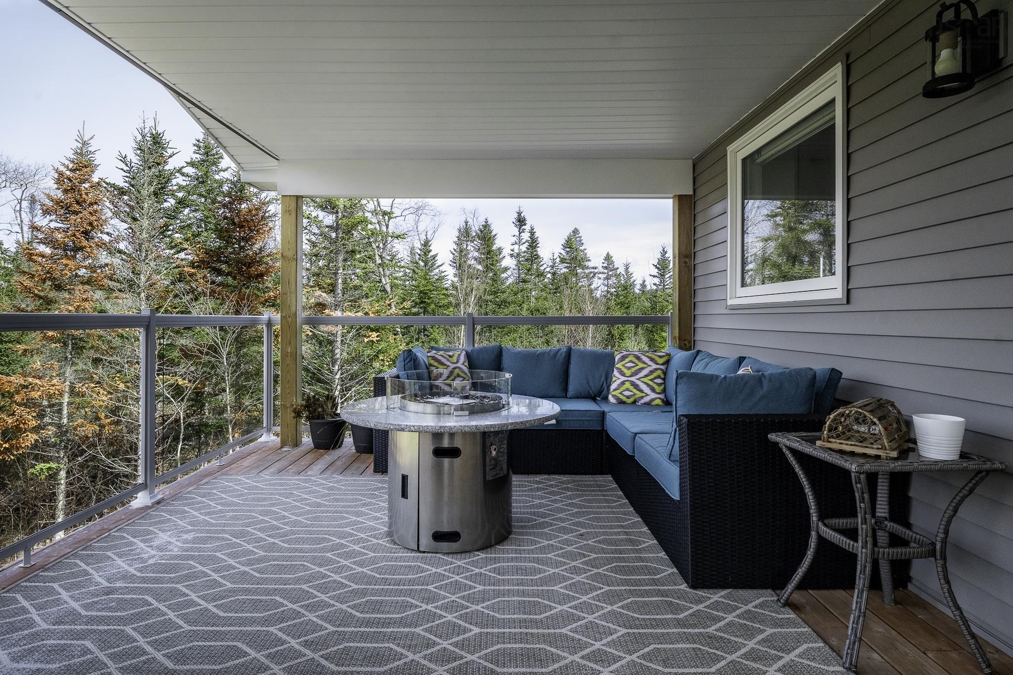 $1,389,000.00: 1290 McCabe Lake Drive, Middle Sackville