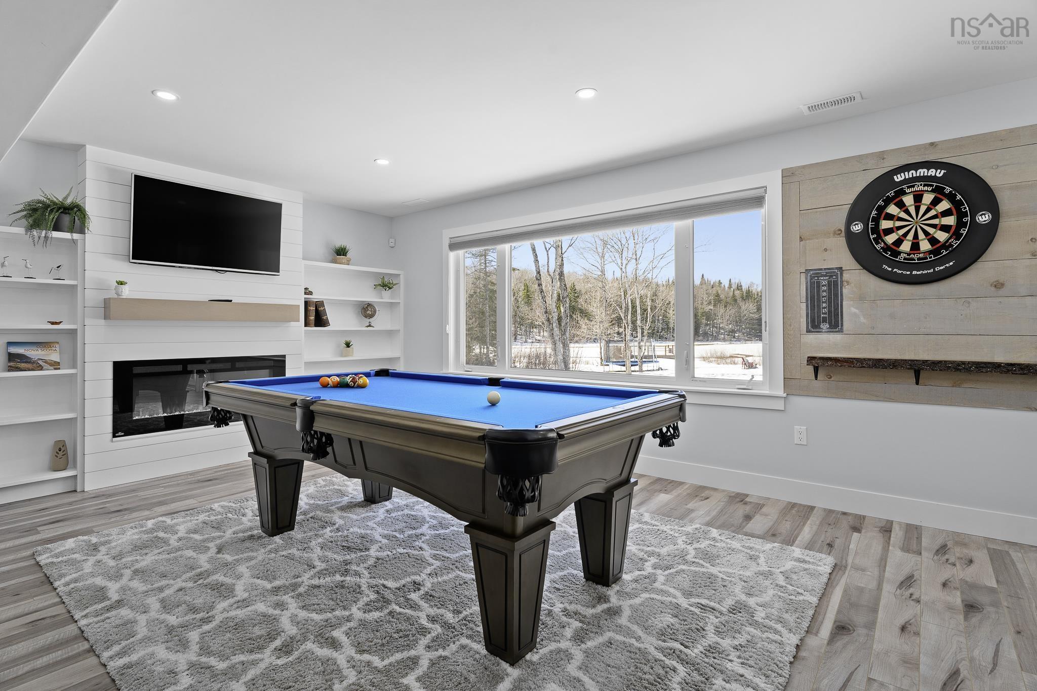 $1,389,000.00: 1290 McCabe Lake Drive, Middle Sackville