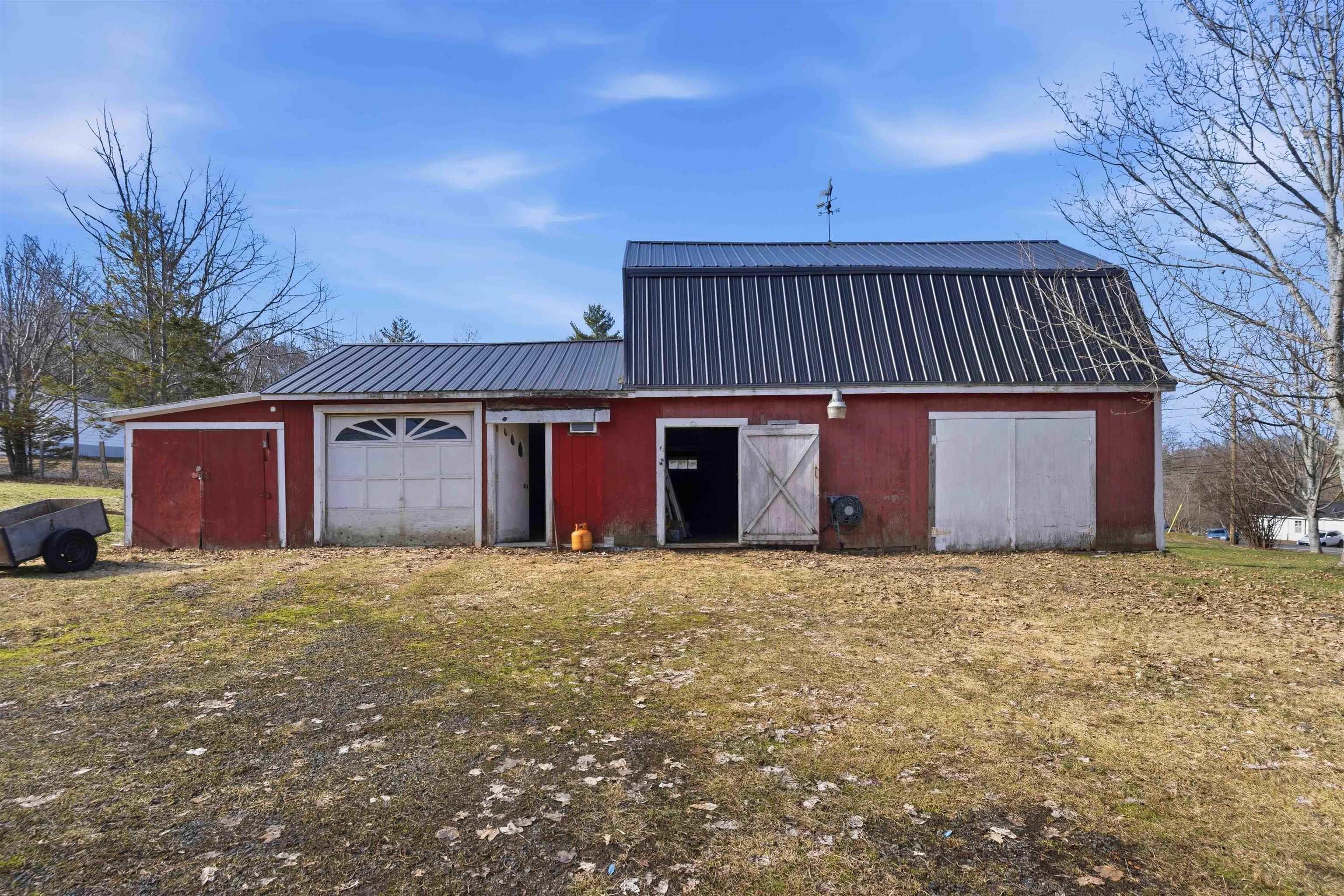 $279,900.00: 272 Highway 201, Moschelle