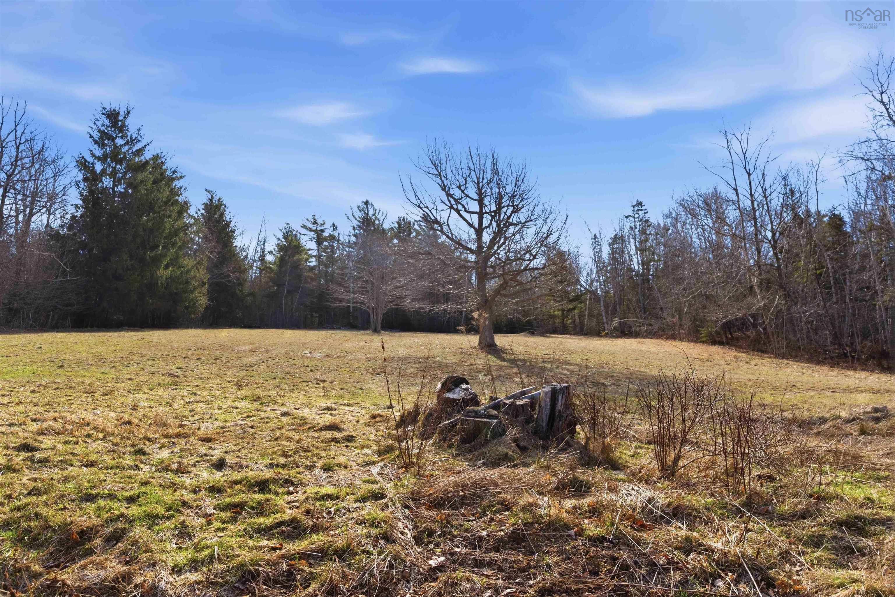 $279,900.00: 272 Highway 201, Moschelle