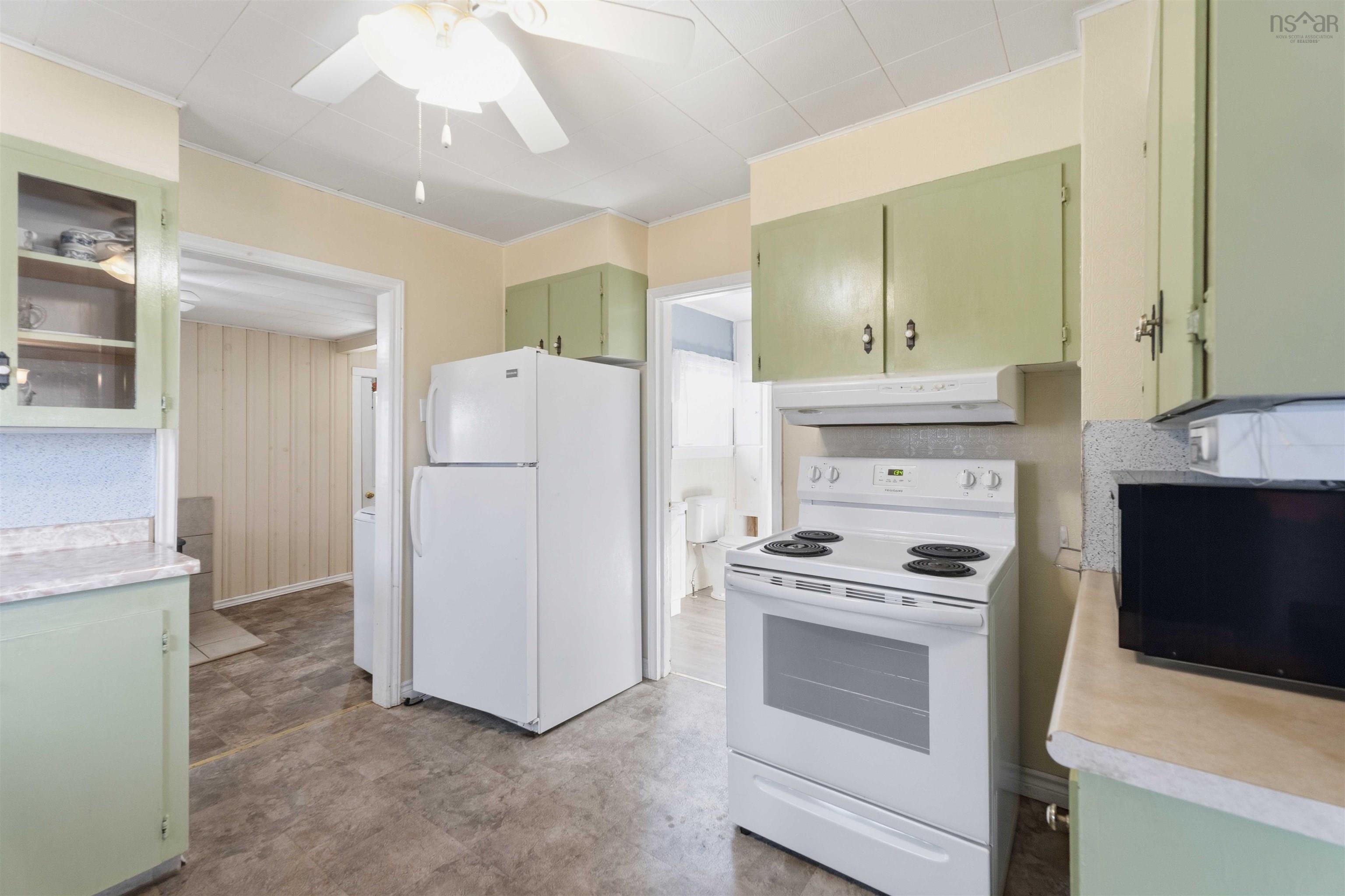 $279,900.00: 272 Highway 201, Moschelle