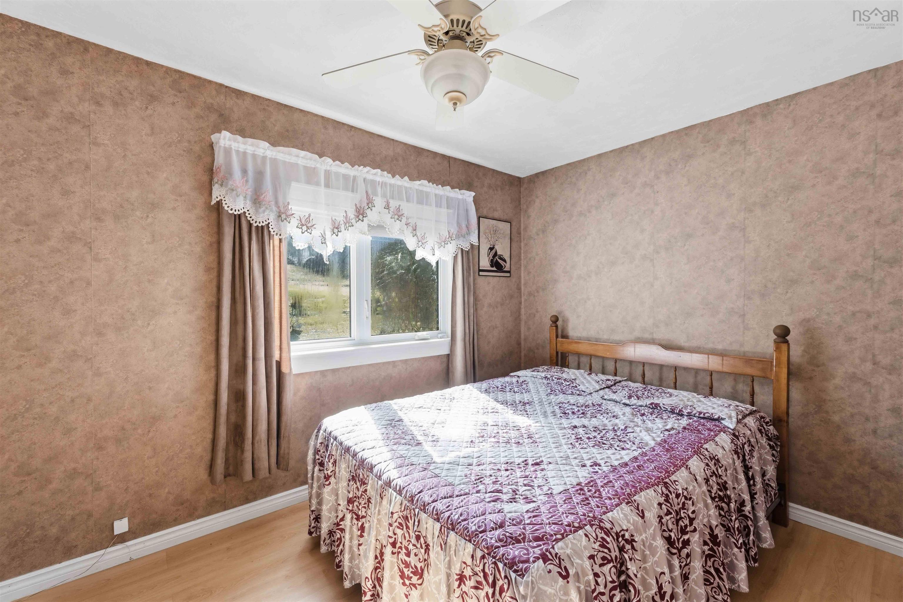 $279,900.00: 272 Highway 201, Moschelle