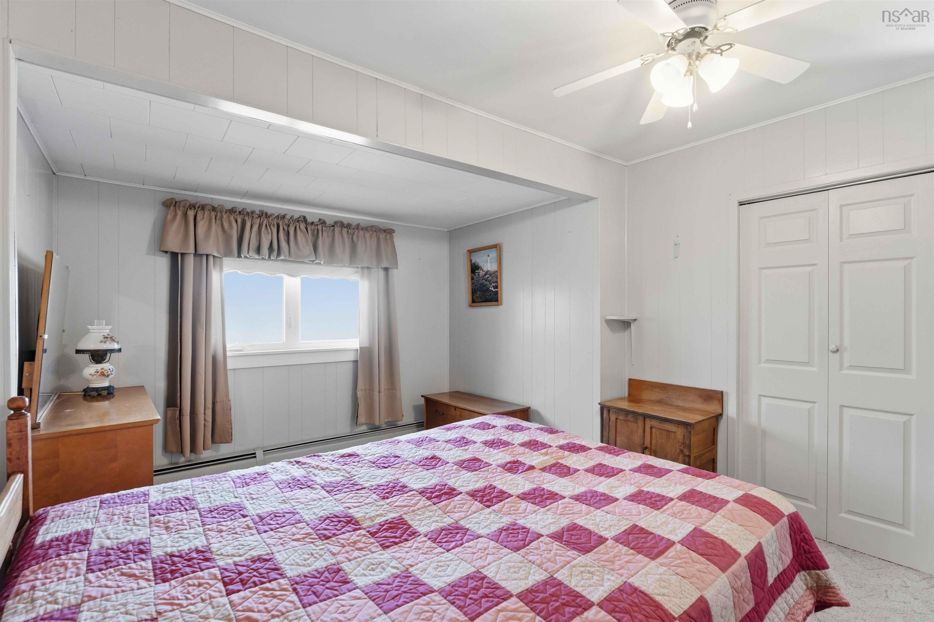 $279,900.00: 272 Highway 201, Moschelle