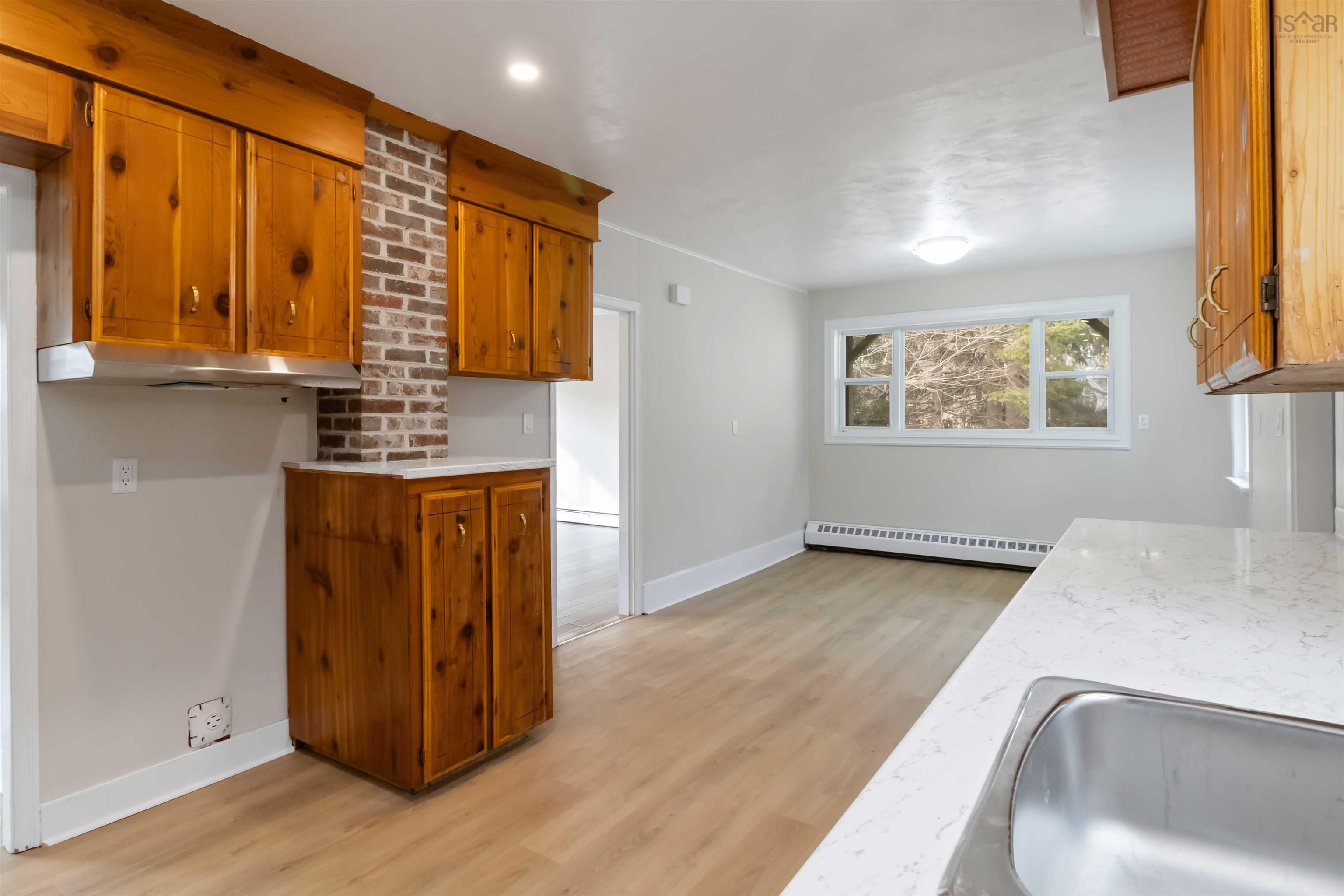 $699,900.00: 21 Forest Hill Drive, Halifax