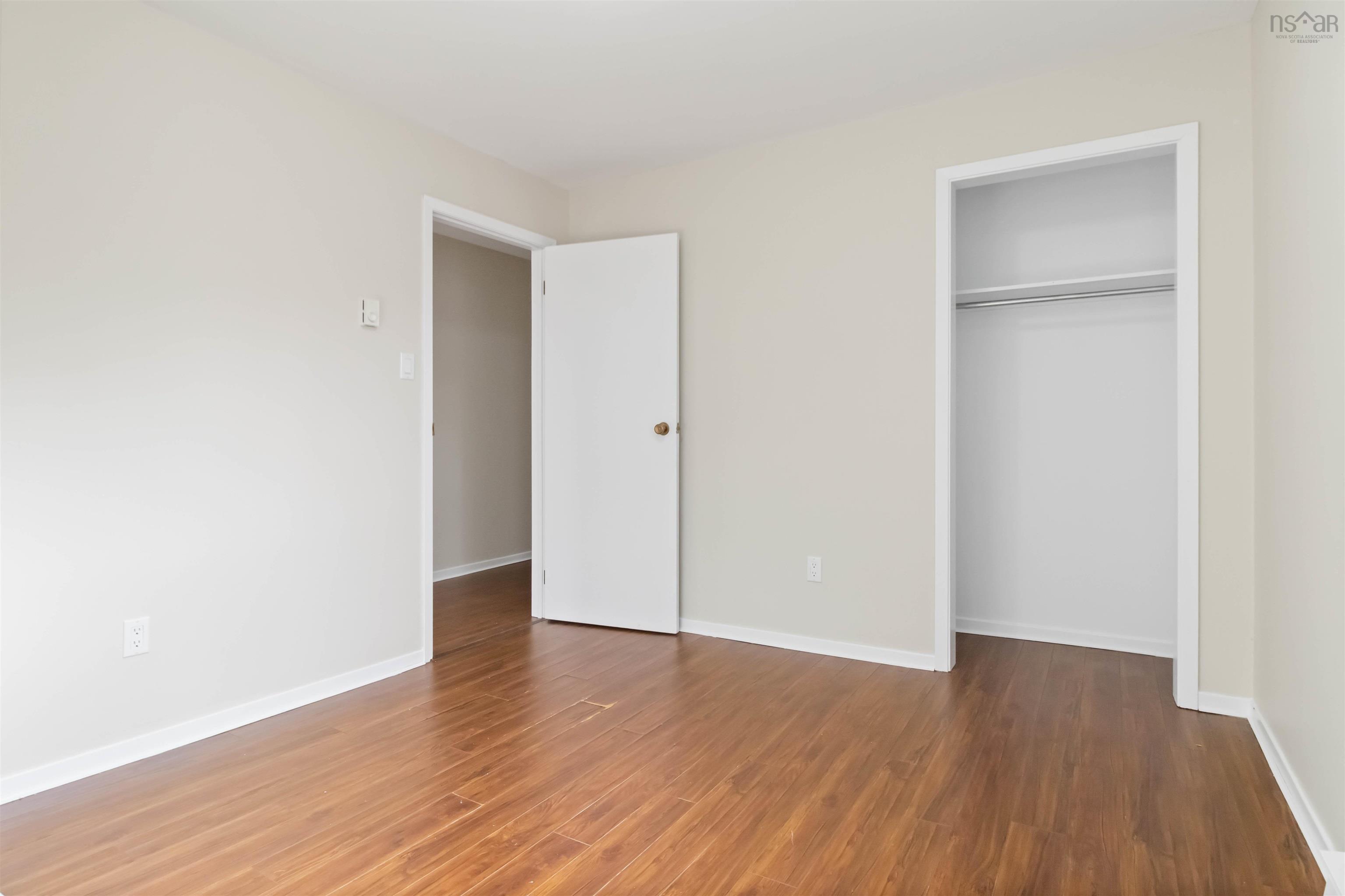 $699,900.00: 21 Forest Hill Drive, Halifax