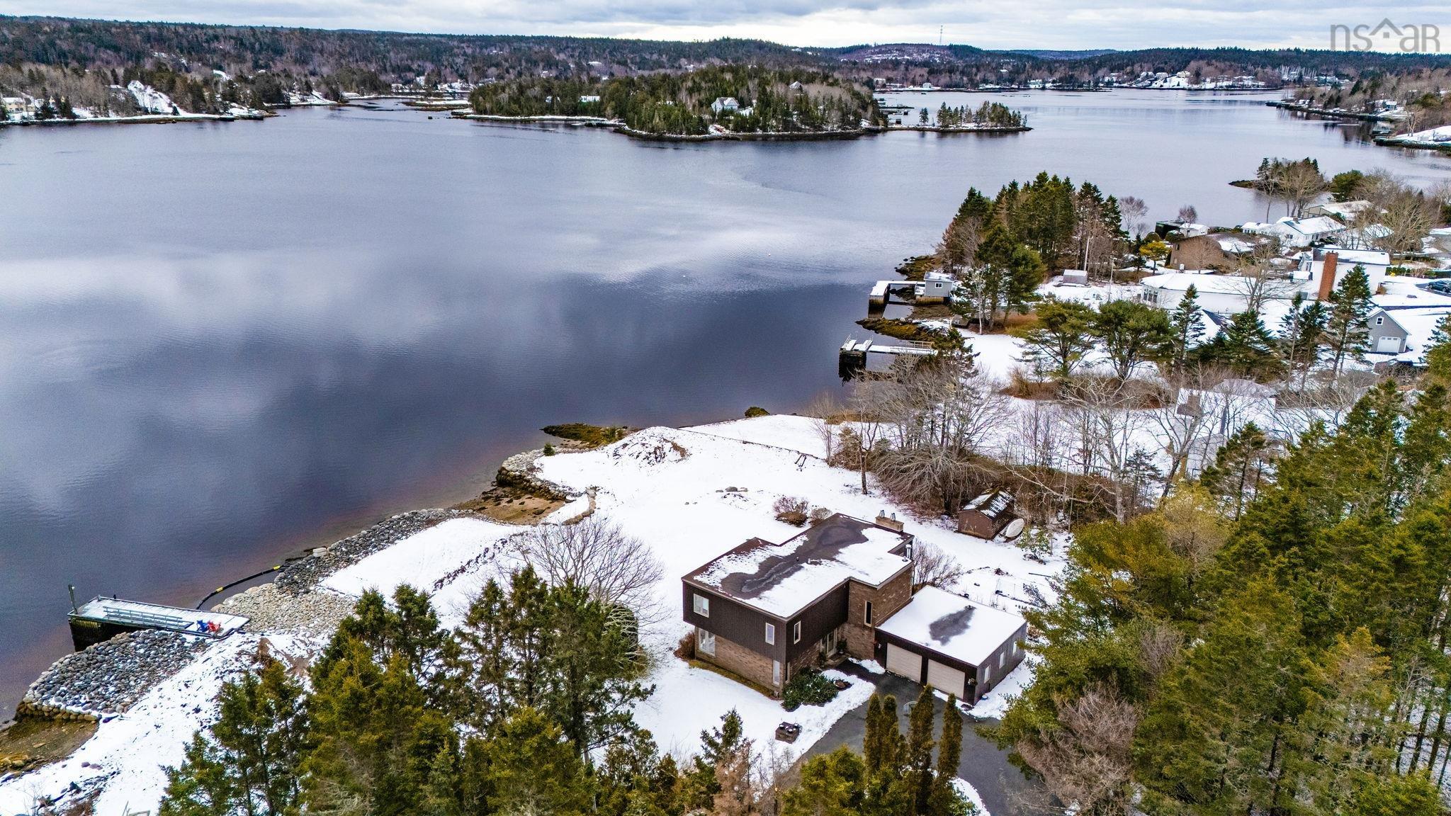 $1,799,900.00: 350 Viewmount Drive, Head Of St. Margarets Bay