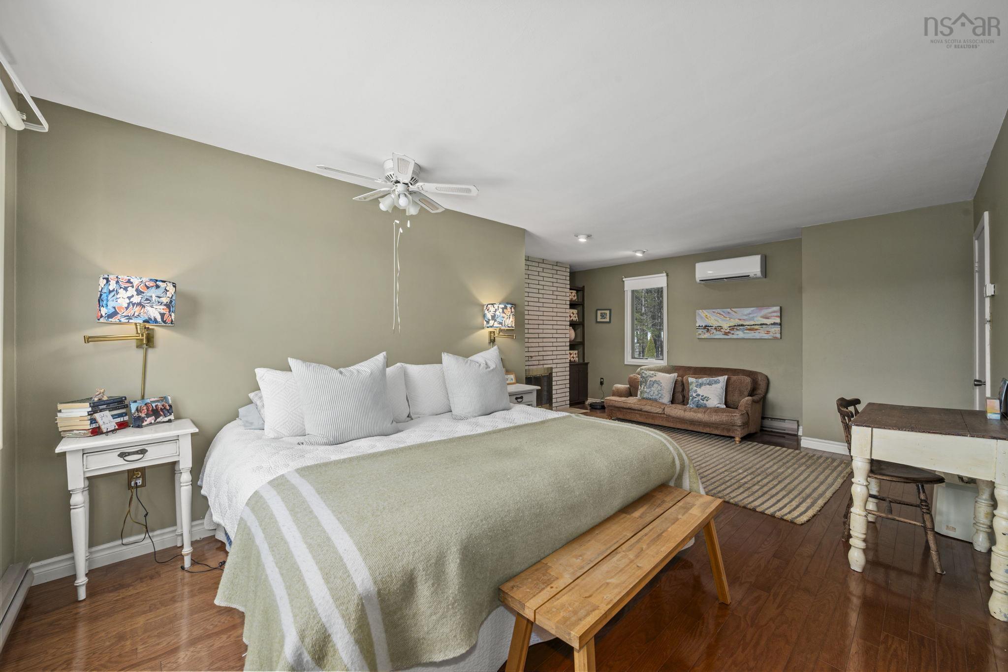 $1,799,900.00: 350 Viewmount Drive, Head Of St. Margarets Bay