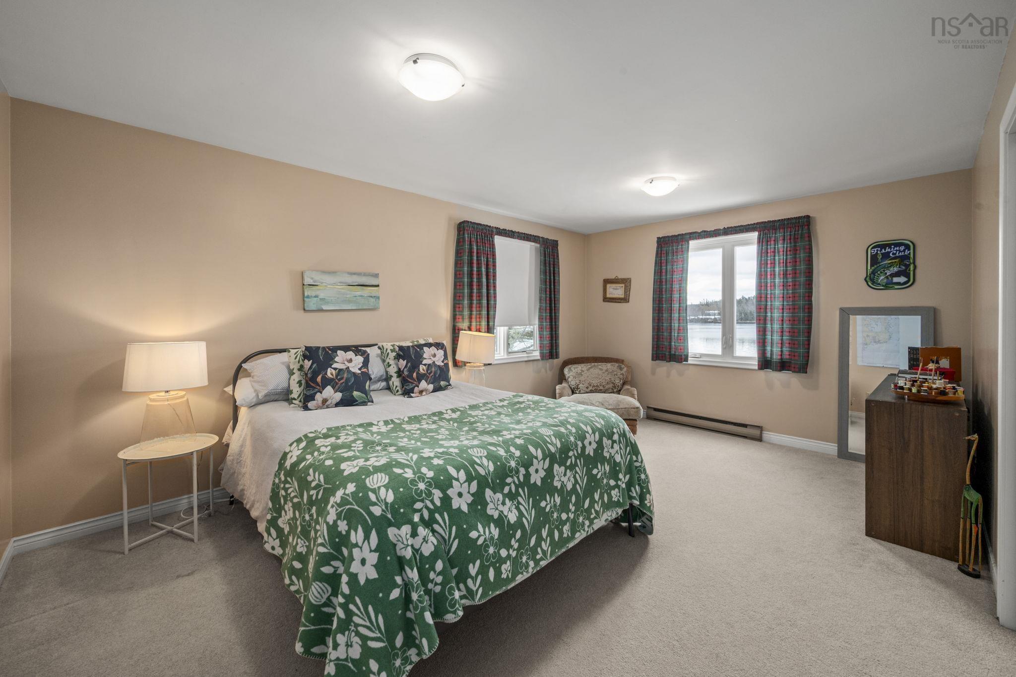 $1,799,900.00: 350 Viewmount Drive, Head Of St. Margarets Bay