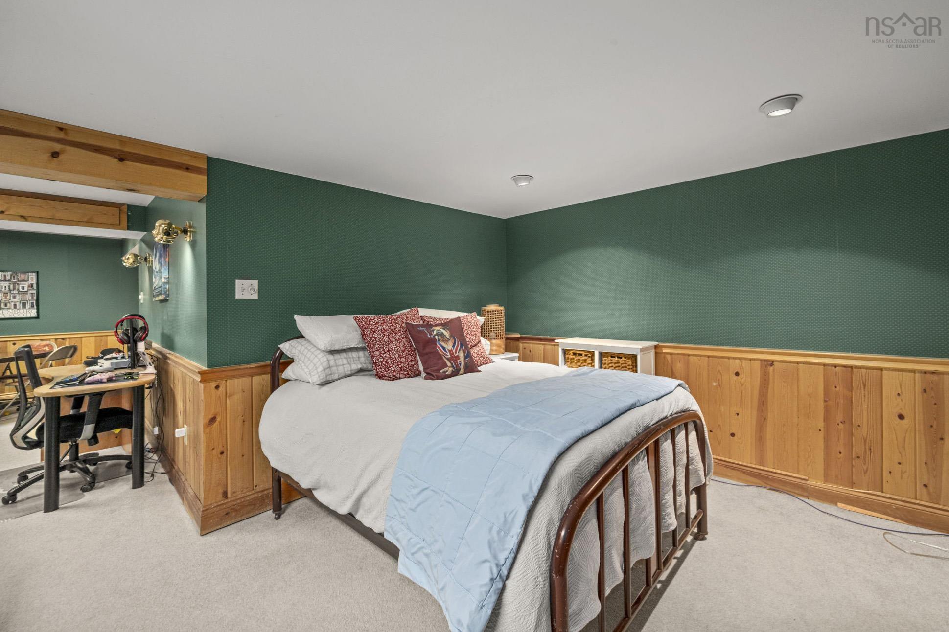 $1,799,900.00: 350 Viewmount Drive, Head Of St. Margarets Bay