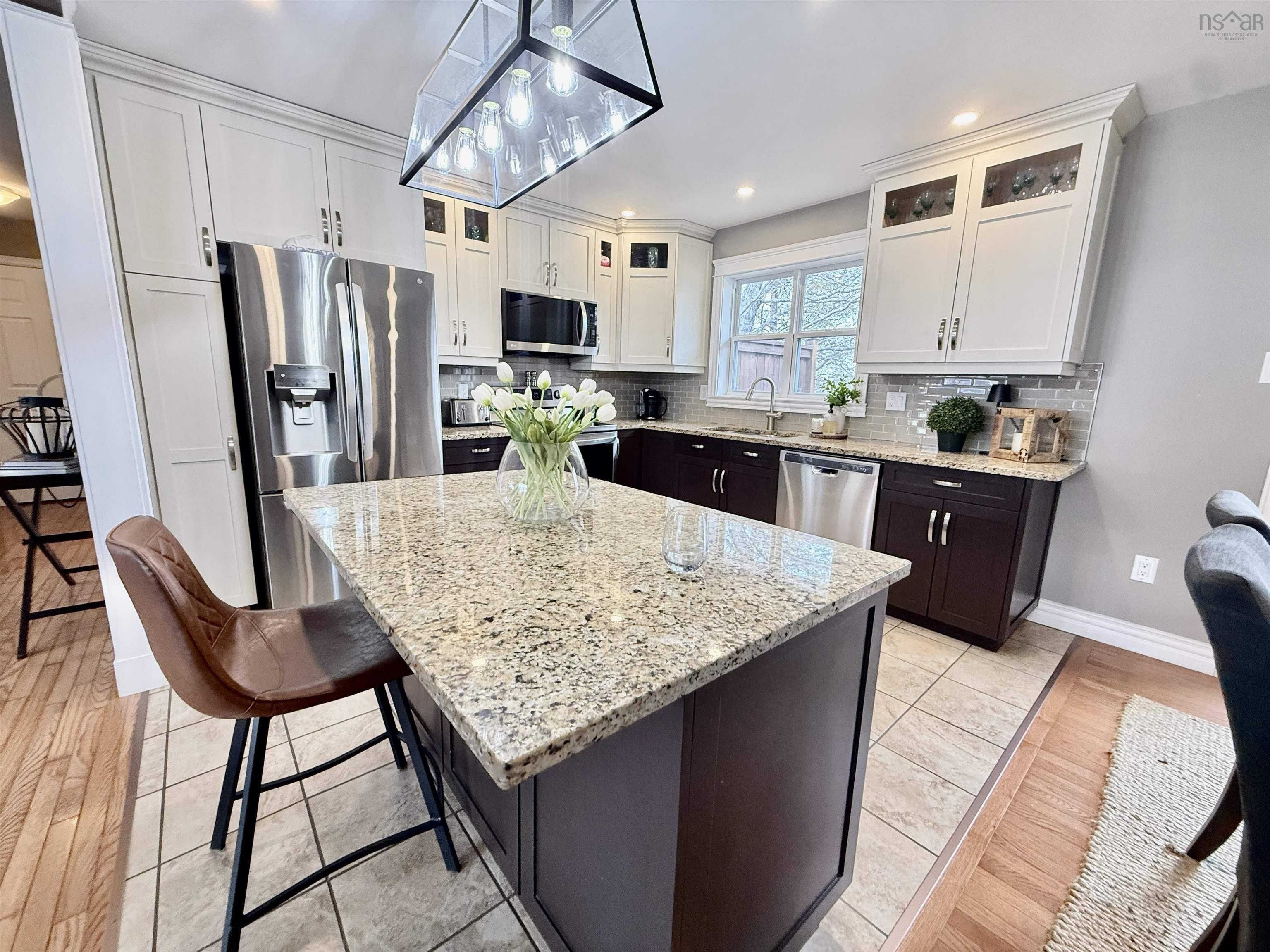 $559,900.00: 10 Trundle Crescent, Middle Sackville