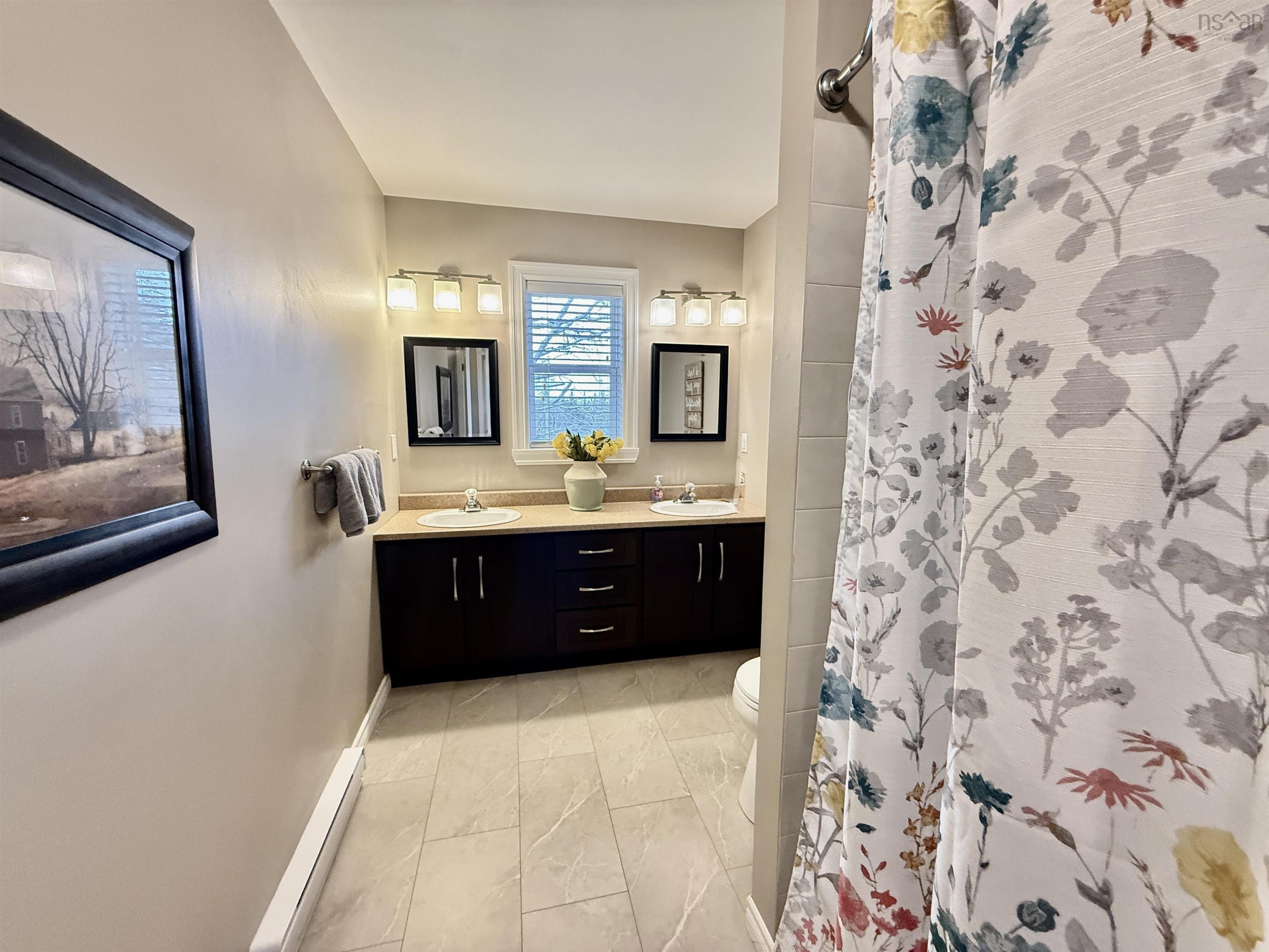 $559,900.00: 10 Trundle Crescent, Middle Sackville