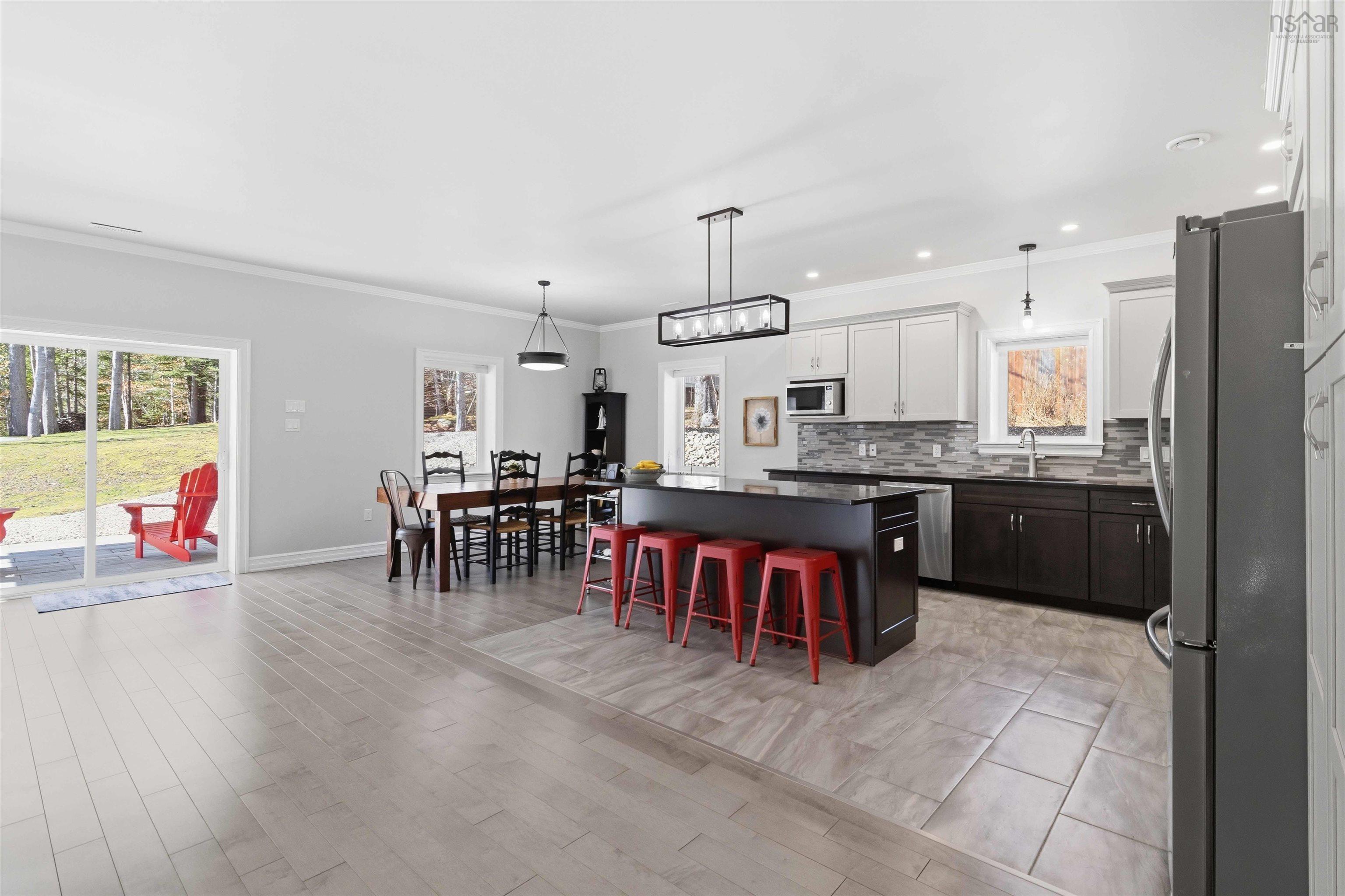 $695,000.00: 51 Cresthaven Court, Bridgewater