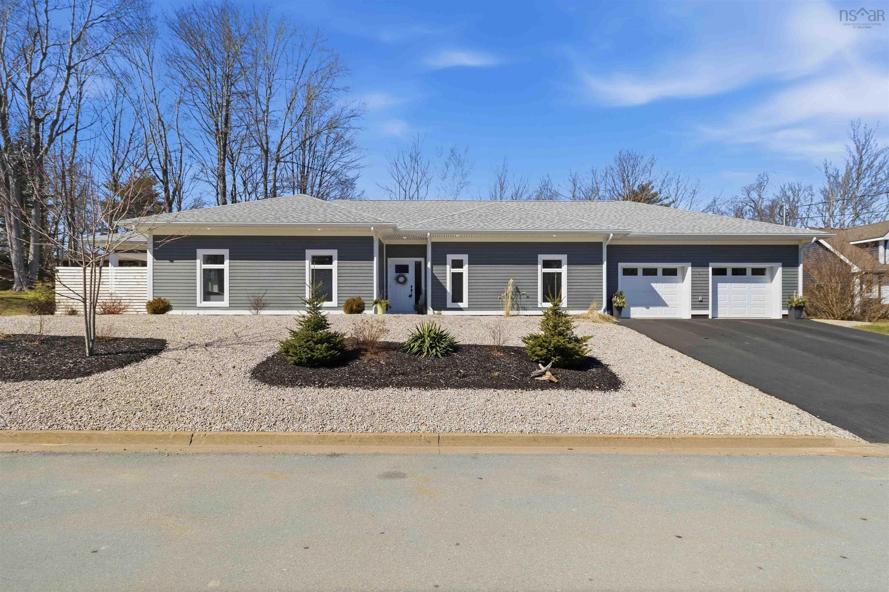 $695,000.00: 51 Cresthaven Court, Bridgewater