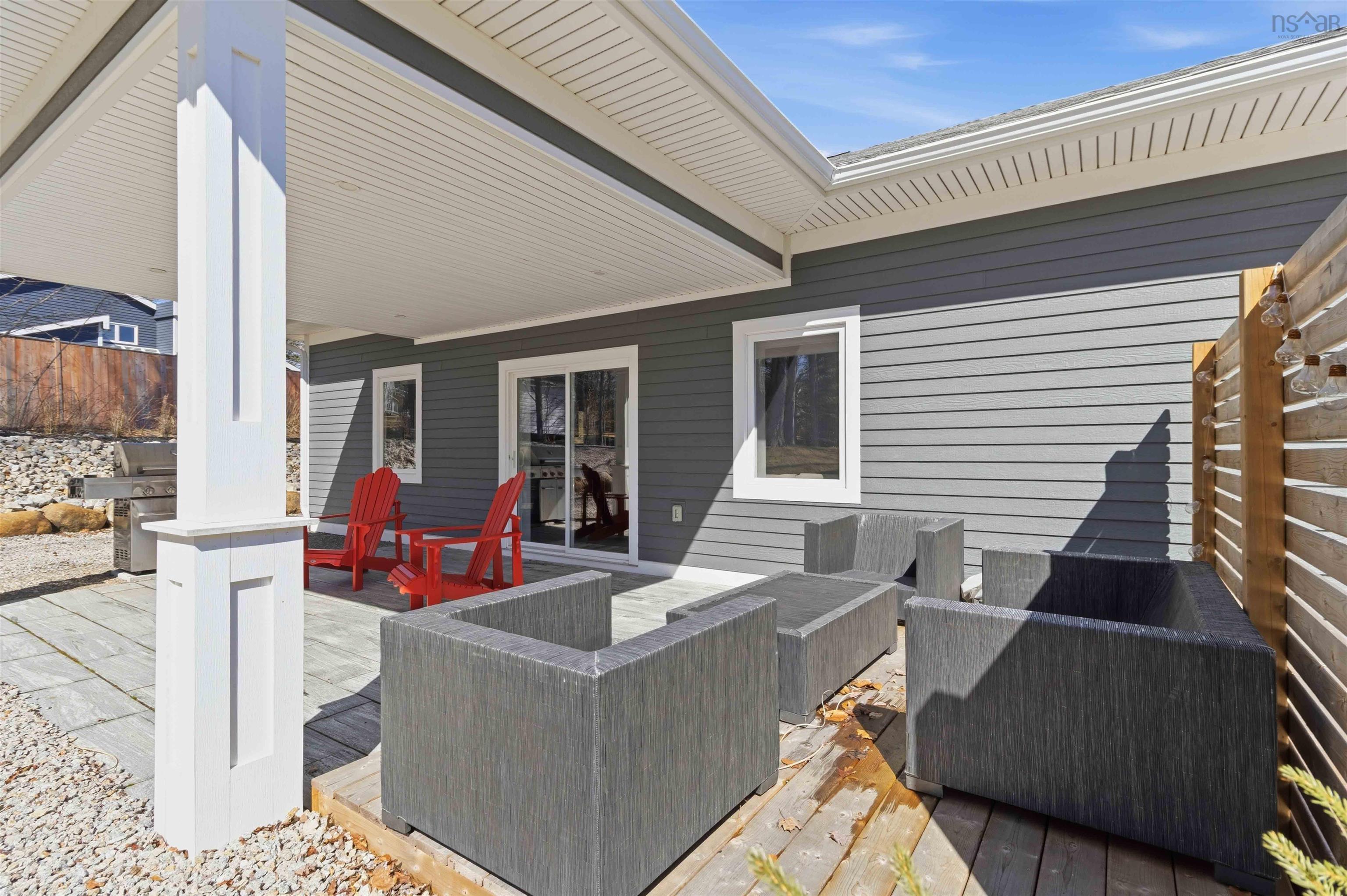 $695,000.00: 51 Cresthaven Court, Bridgewater