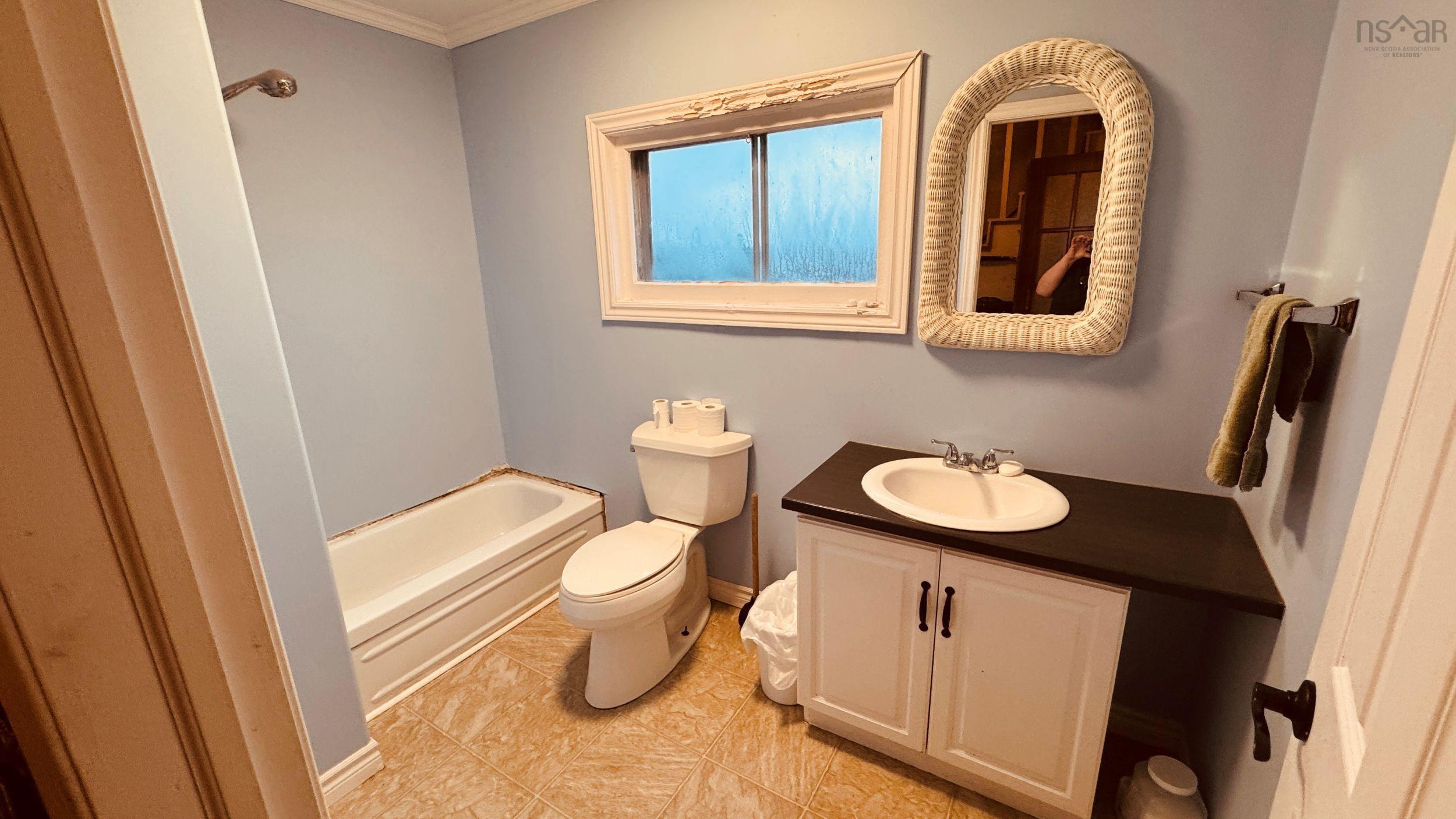 $250,000.00: 1664 Ketch Harbour Road, Sambro