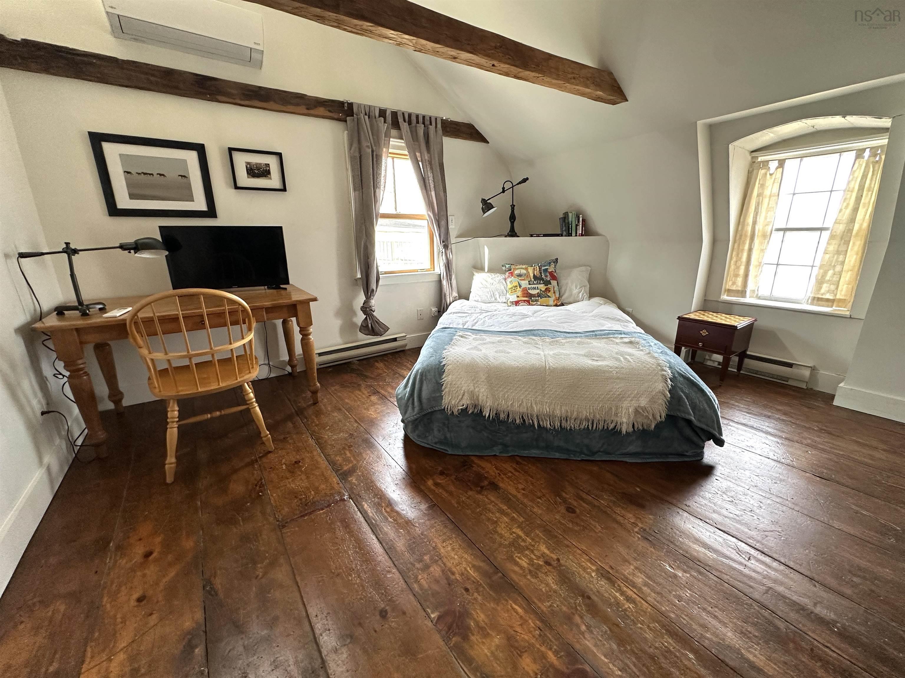 $349,900.00: 71 Main Street, Liverpool