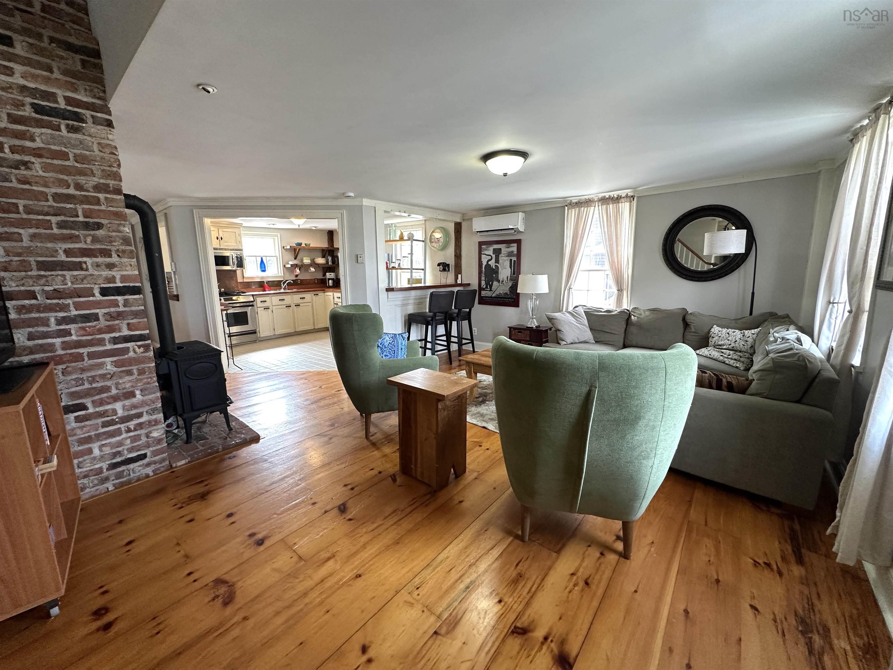 $349,900.00: 71 Main Street, Liverpool