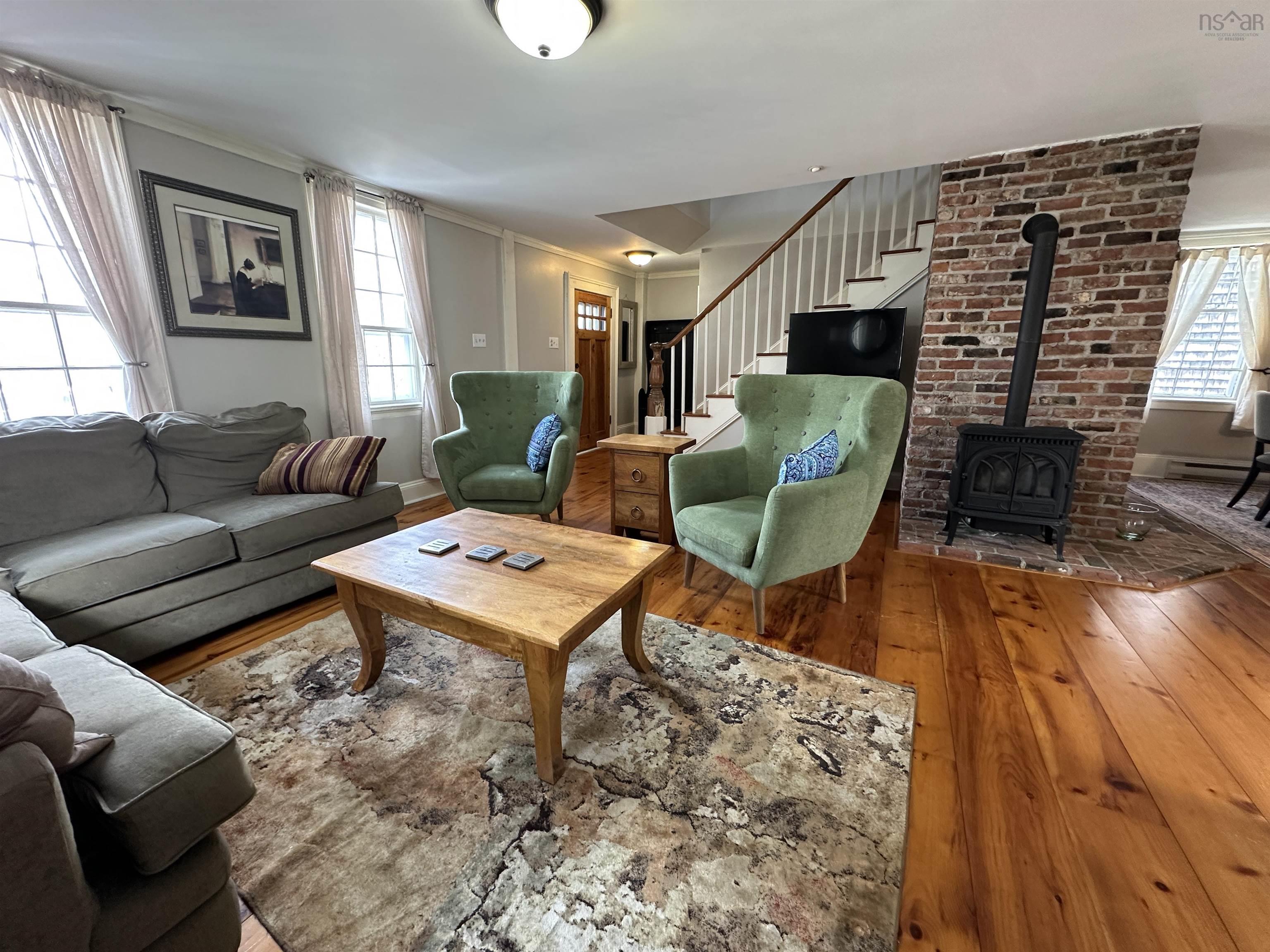 $349,900.00: 71 Main Street, Liverpool