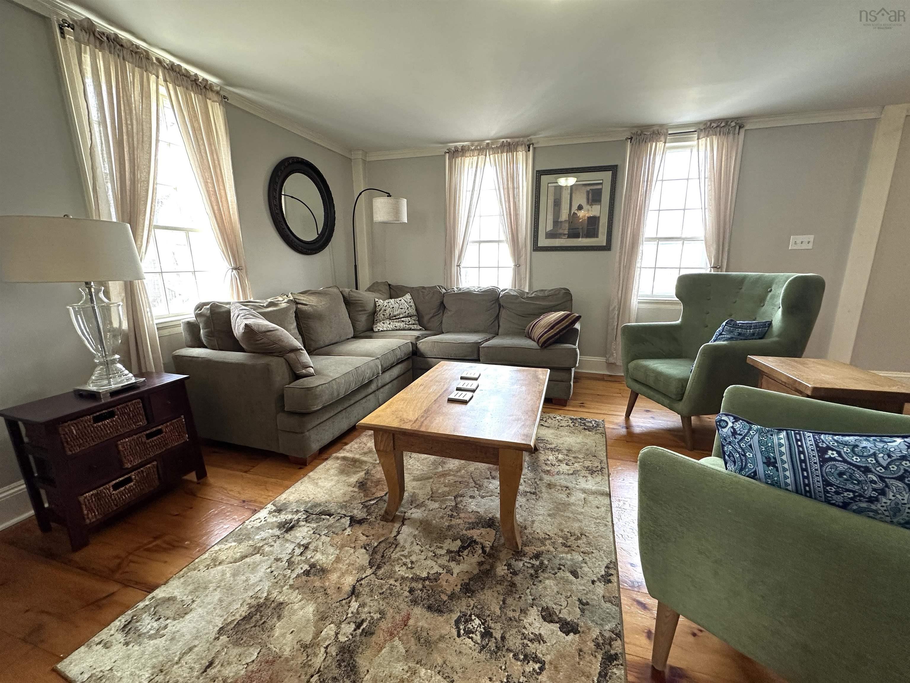 $349,900.00: 71 Main Street, Liverpool