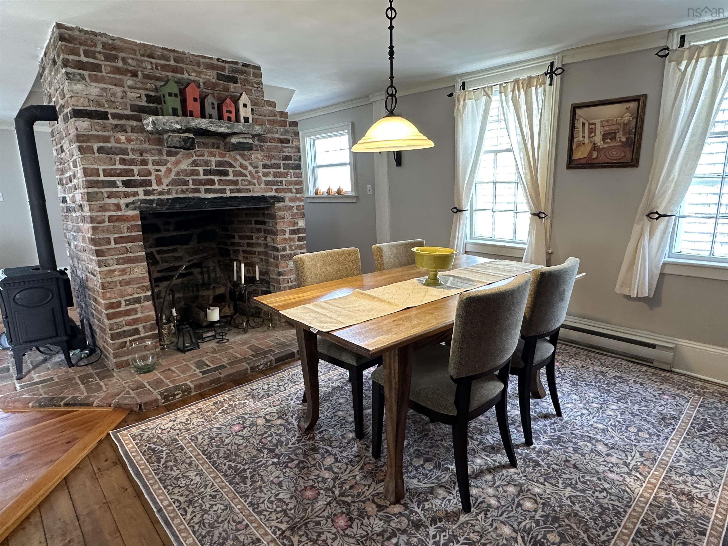 $349,900.00: 71 Main Street, Liverpool