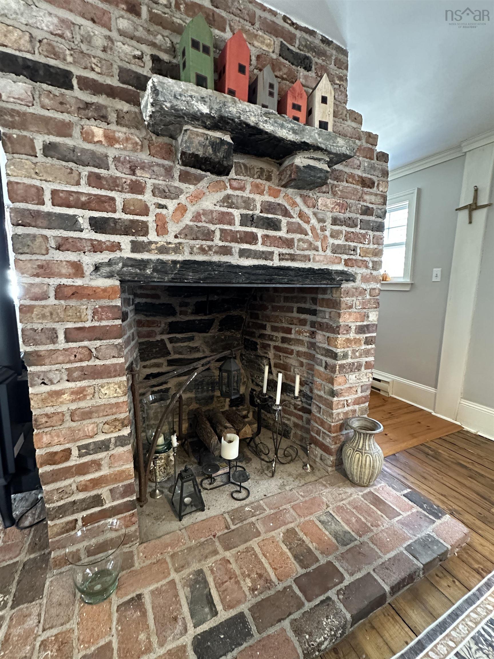 $349,900.00: 71 Main Street, Liverpool