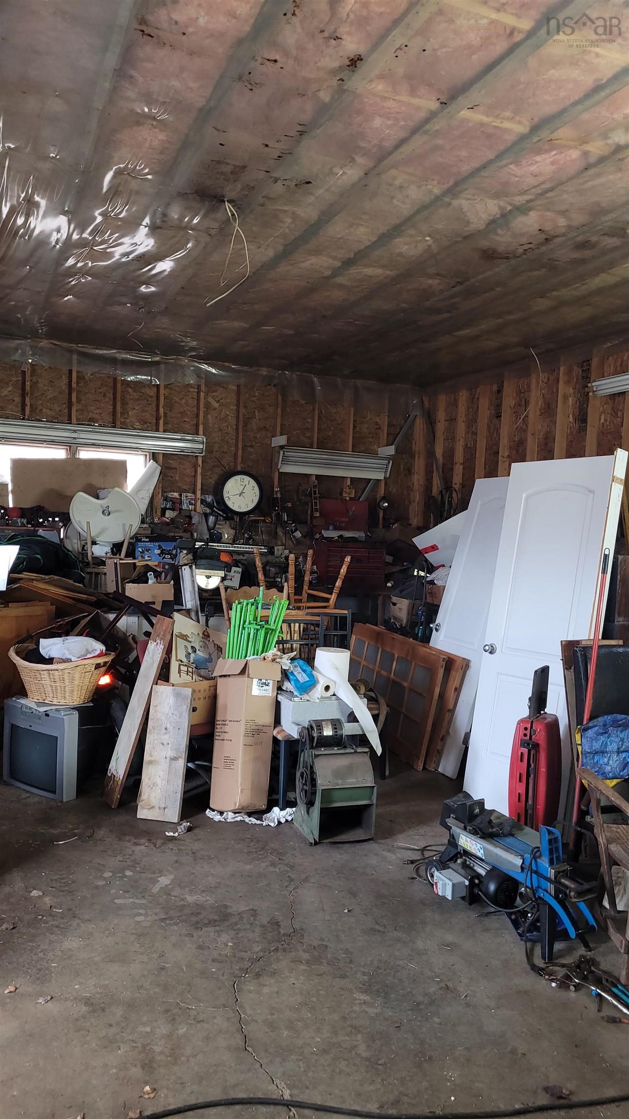 $255,000.00: 135 Martin Road, Lockhartville