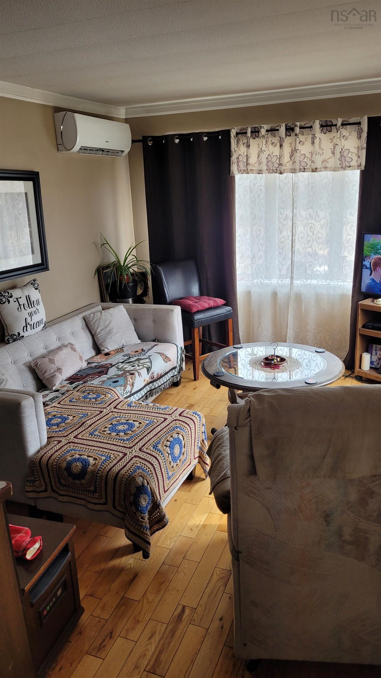 $255,000.00: 135 Martin Road, Lockhartville