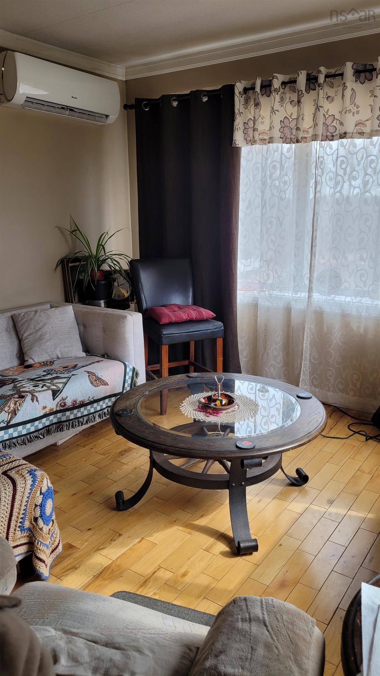 $255,000.00: 135 Martin Road, Lockhartville