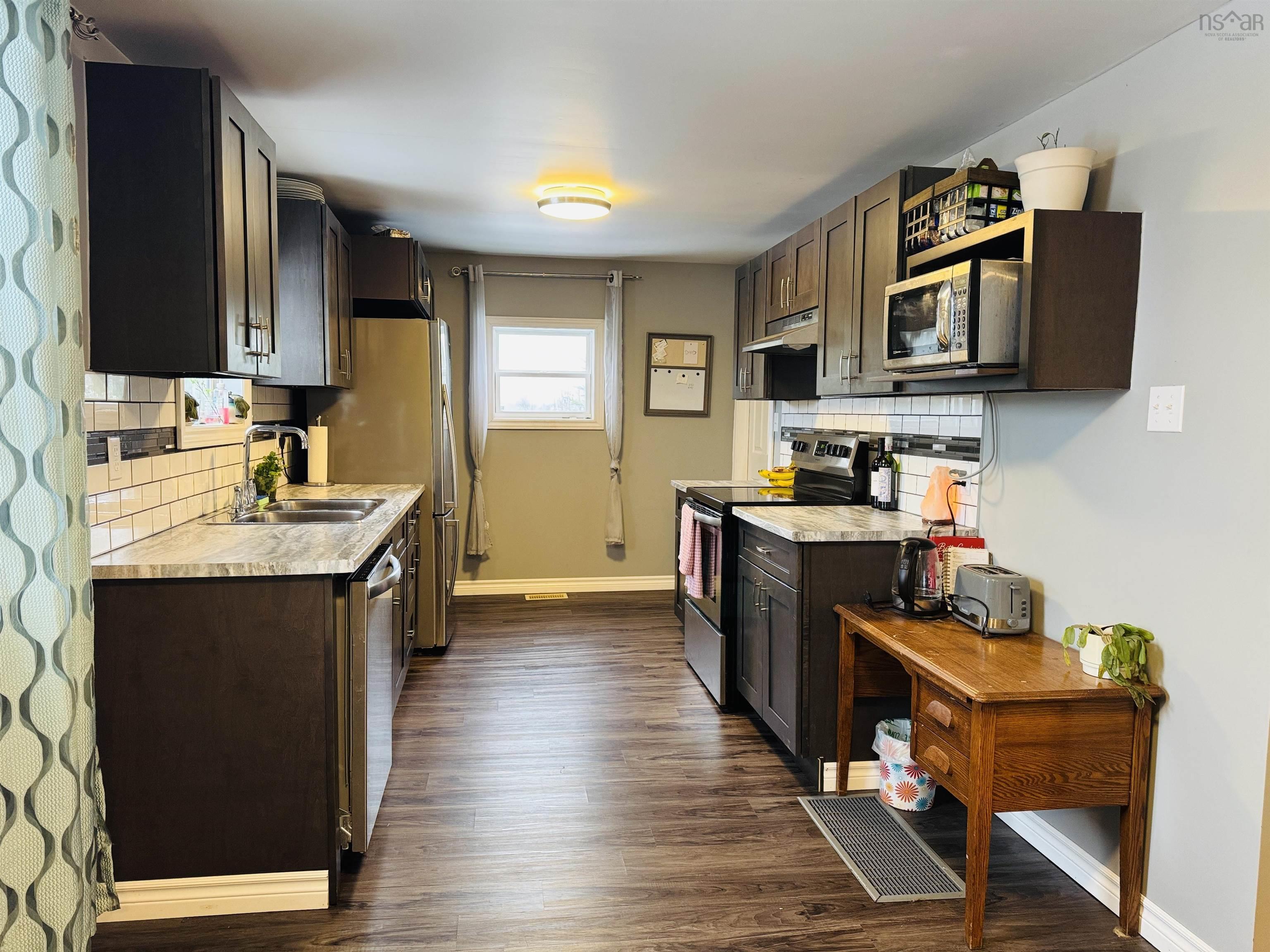 $229,900.00: 1787 Western Avenue, Parrsboro