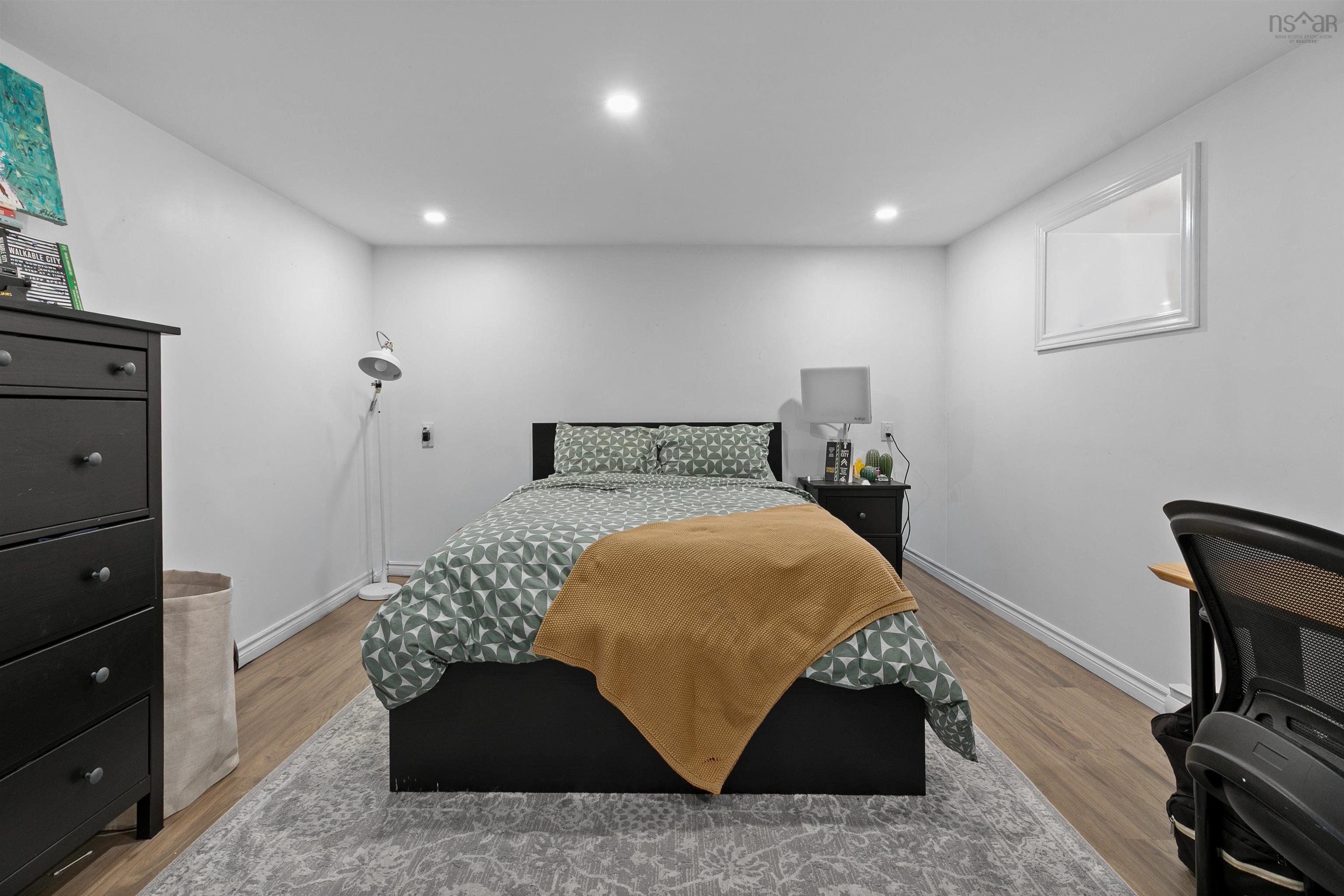 $1,150,000.00: 6268 Shirley Street, South End