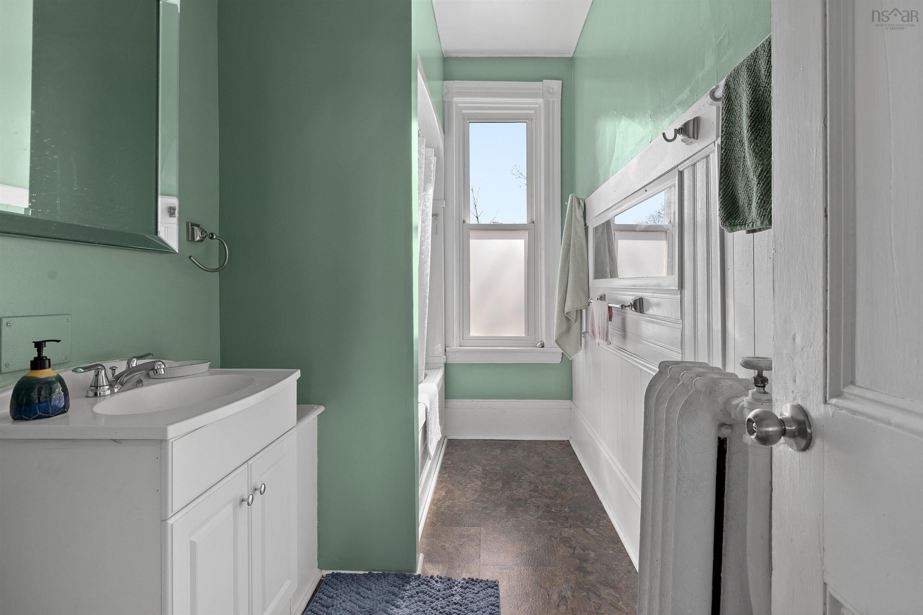 $1,150,000.00: 6268 Shirley Street, South End