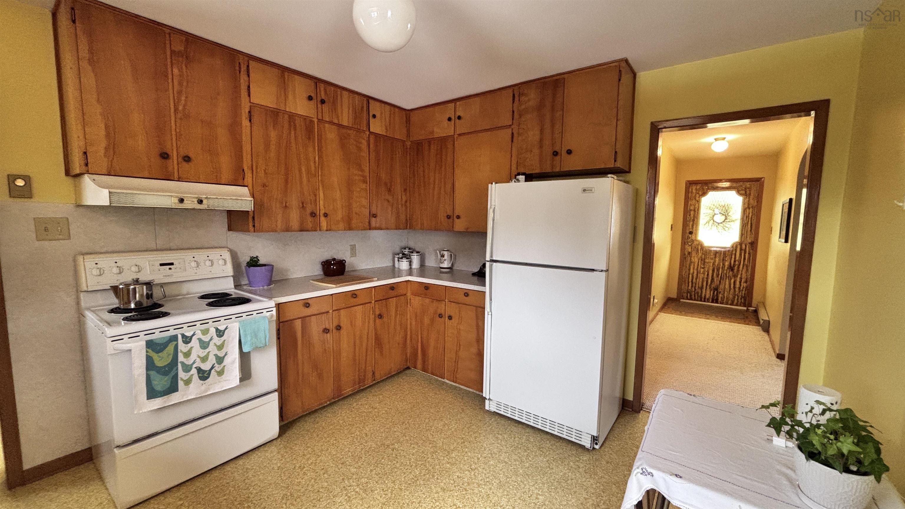 $365,000.00: 982 PICTOU Road, East Mountain